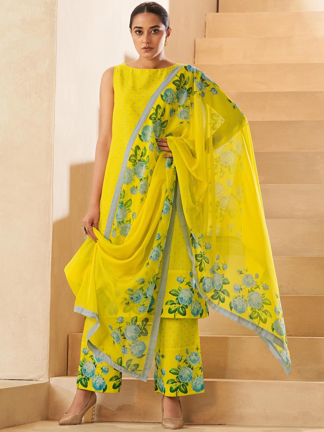 DRESOUL Floral Printed Round Neck Sleeveles Kurta with Palazzos & With Dupatta, Yellow
DRESOUL Floral Printed Round Neck Sleeveles Kurta with Palazzos & With Dupatta, Yellow