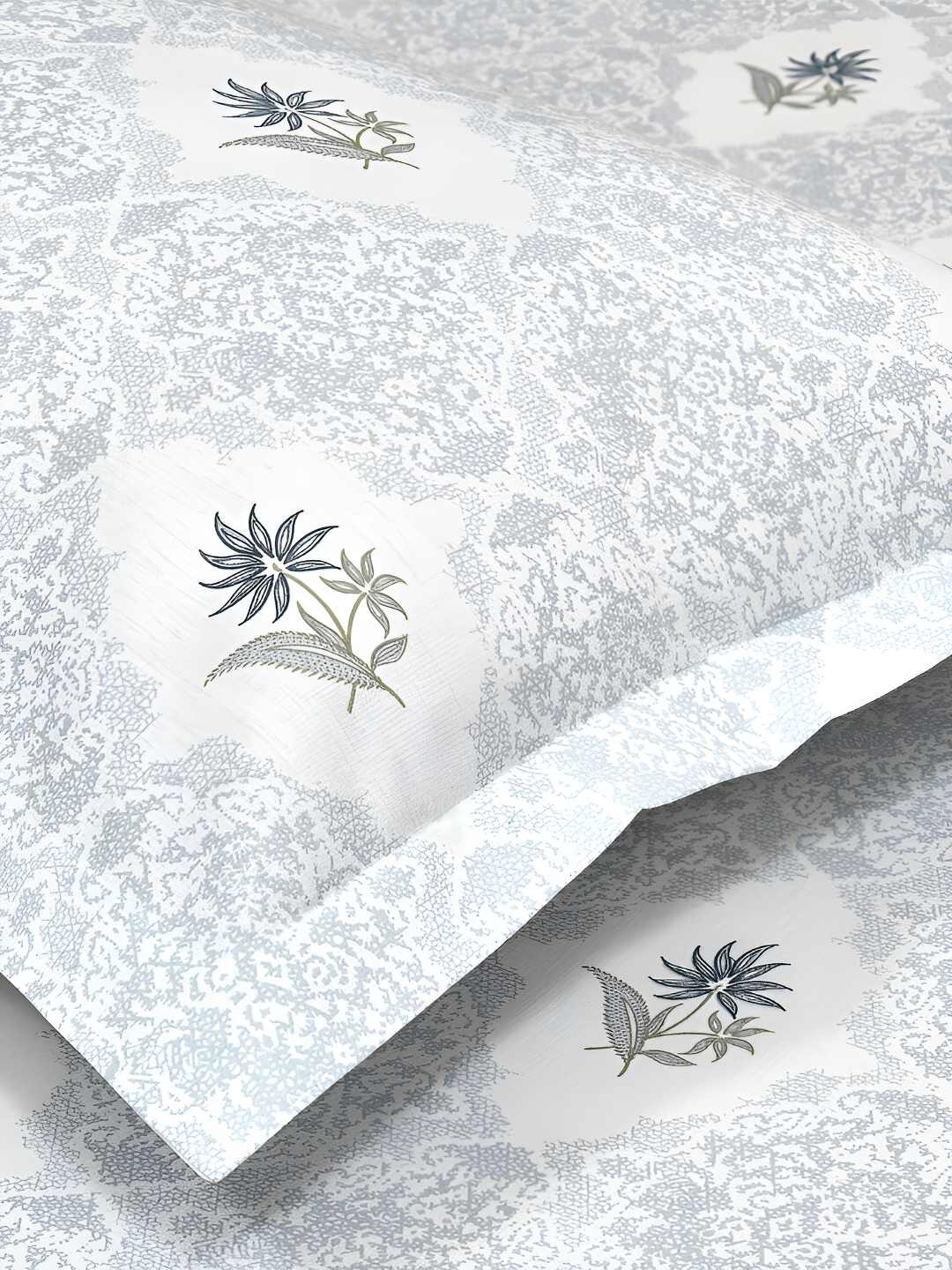 haus & kinder Grey Floral 186 TC Fitted Pure Cotton King Bedsheet With 2 Pillow Covers
haus & kinder Grey Floral 186 TC Fitted Pure Cotton King Bedsheet With 2 Pillow Covers