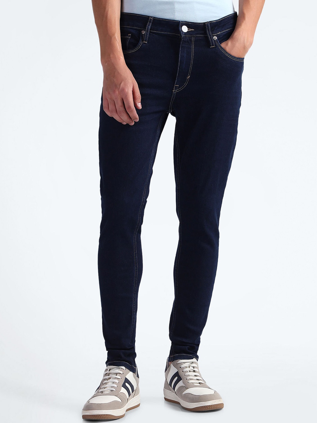 Flying Machine Men Clean LooK No Fade Mid-Rise Dark Shade Skinny Fit Stretchable Jeans, Blue
Flying Machine Men Clean LooK No Fade Mid-Rise Dark Shade Skinny Fit Stretchable Jeans, Blue
