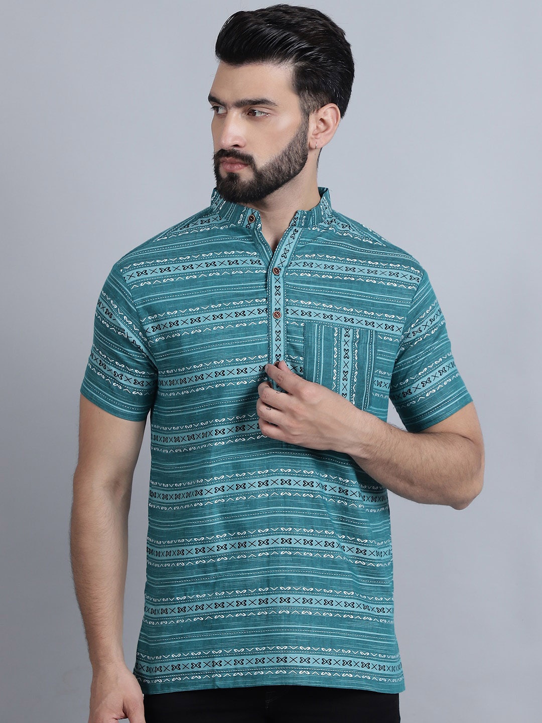 Aarsha Geometric Woven Design Mandarin Collar Pure Cotton Straight Short Kurta, Teal
Aarsha Geometric Woven Design Mandarin Collar Pure Cotton Straight Short Kurta, Teal