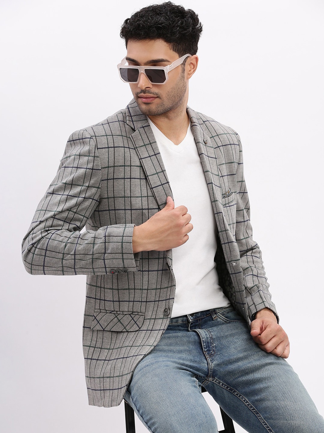 SHOWOFF Checked Slim-Fit Single Breasted Notched Lapel Collar Cotton Casual Blazer, Grey
SHOWOFF Checked Slim-Fit Single Breasted Notched Lapel Collar Cotton Casual Blazer, Grey