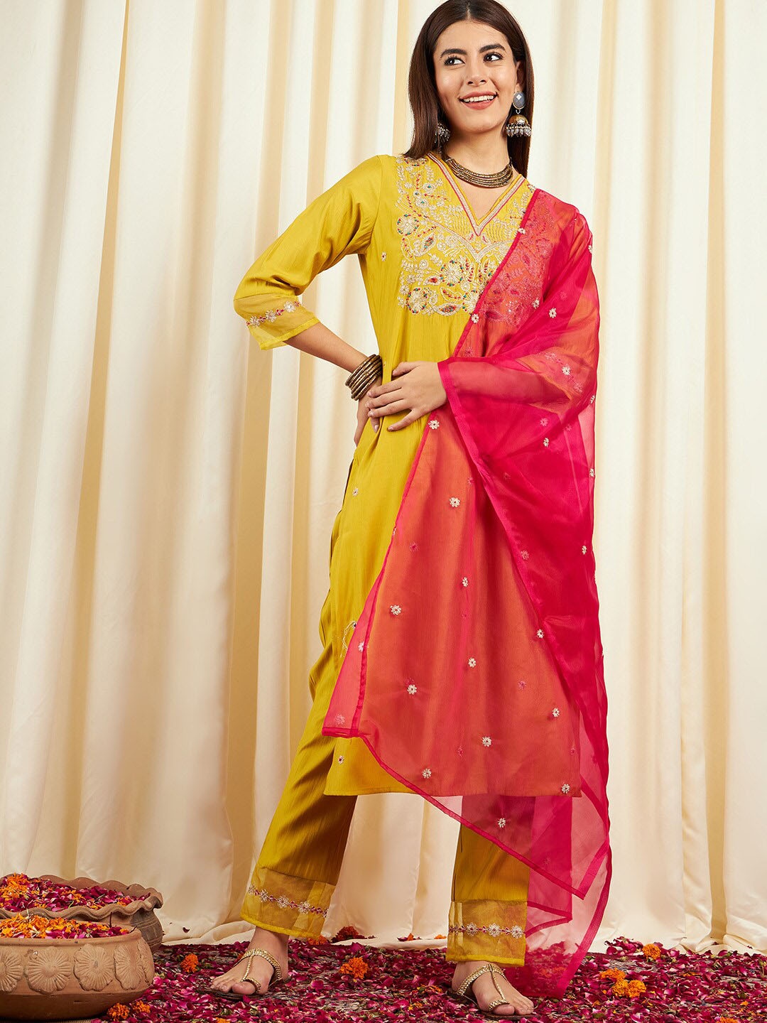 Ishin Floral Yoke Design Thread Work Pure Silk Straight Kurta with Trousers & Dupatta, Yellow
Ishin Floral Yoke Design Thread Work Pure Silk Straight Kurta with Trousers & Dupatta, Yellow