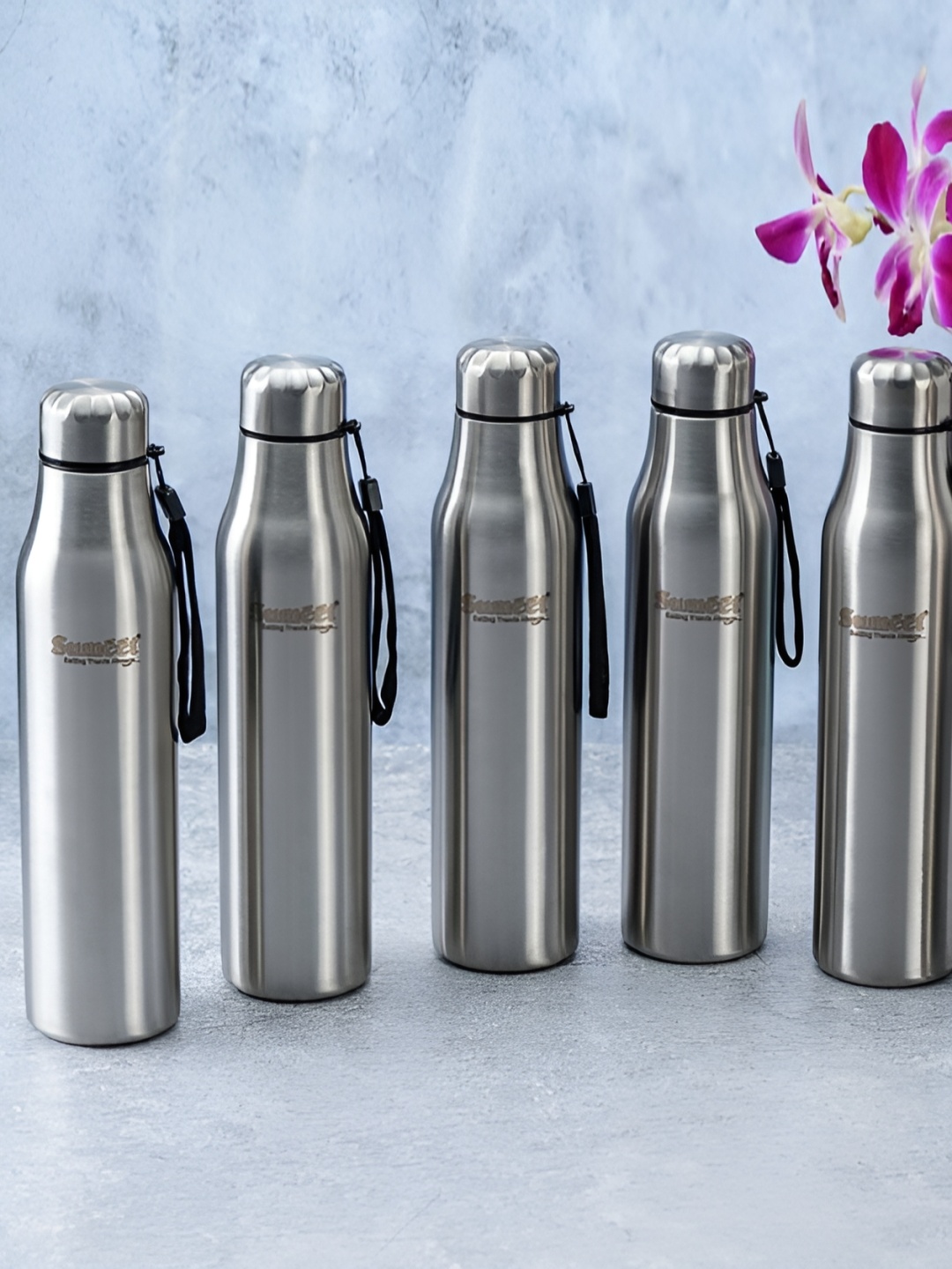 Sumeet Silver Toned 6 Pieces Double Wall Vacuum Stainless Steel Water Bottles 1 L Each
Sumeet Silver Toned 6 Pieces Double Wall Vacuum Stainless Steel Water Bottles 1 L Each