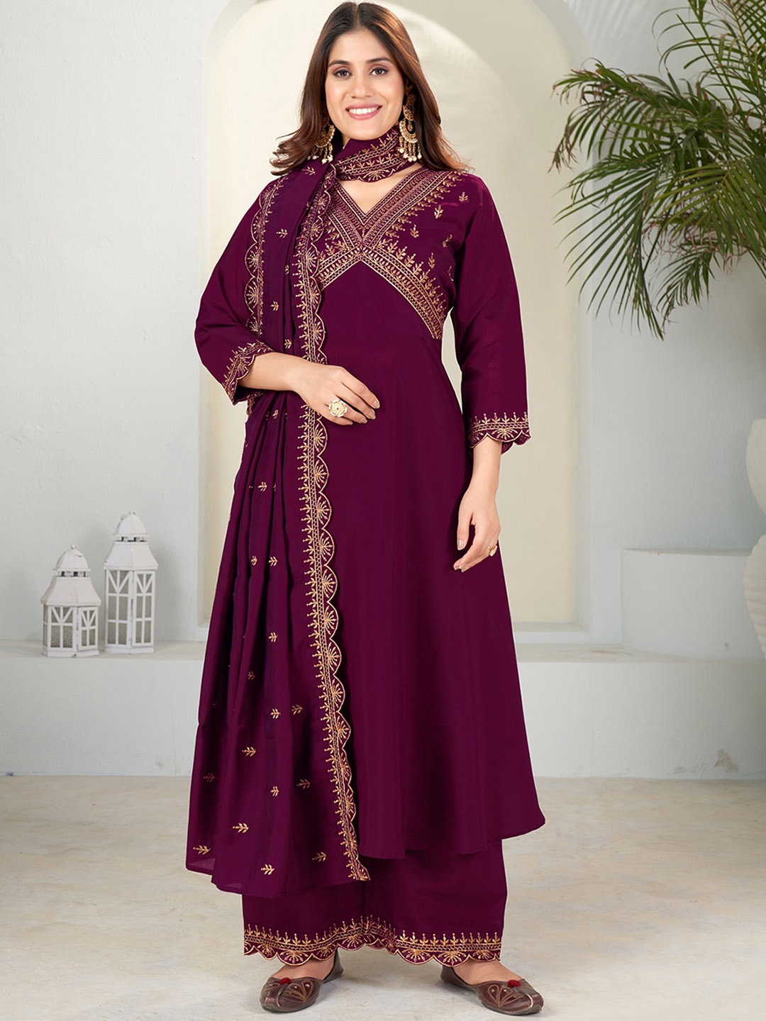 KALINI Ethnic Motifs Embroidered Regular A Line Kurta With Palazzos & Dupatta, Purple
KALINI Ethnic Motifs Embroidered Regular A Line Kurta With Palazzos & Dupatta, Purple
