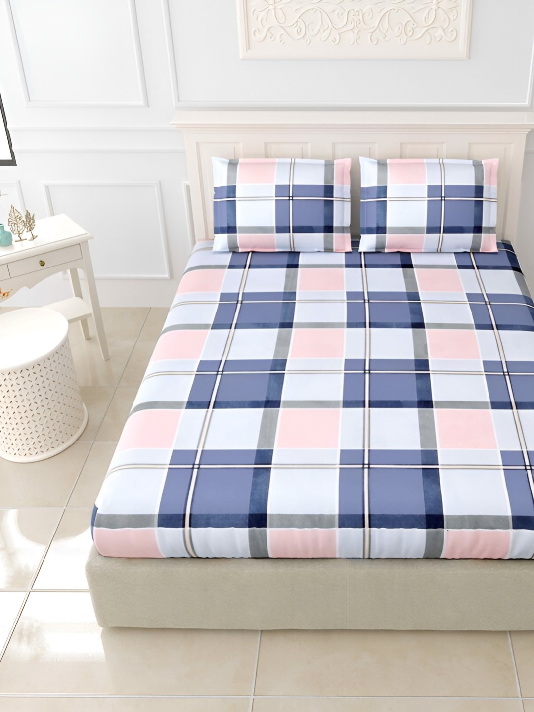 BED-SHEET.COM Blue & Pink Printed Cotton 144 TC Double King Bedsheet With 2 Pillow Covers
BED-SHEET.COM Blue & Pink Printed Cotton 144 TC Double King Bedsheet With 2 Pillow Covers