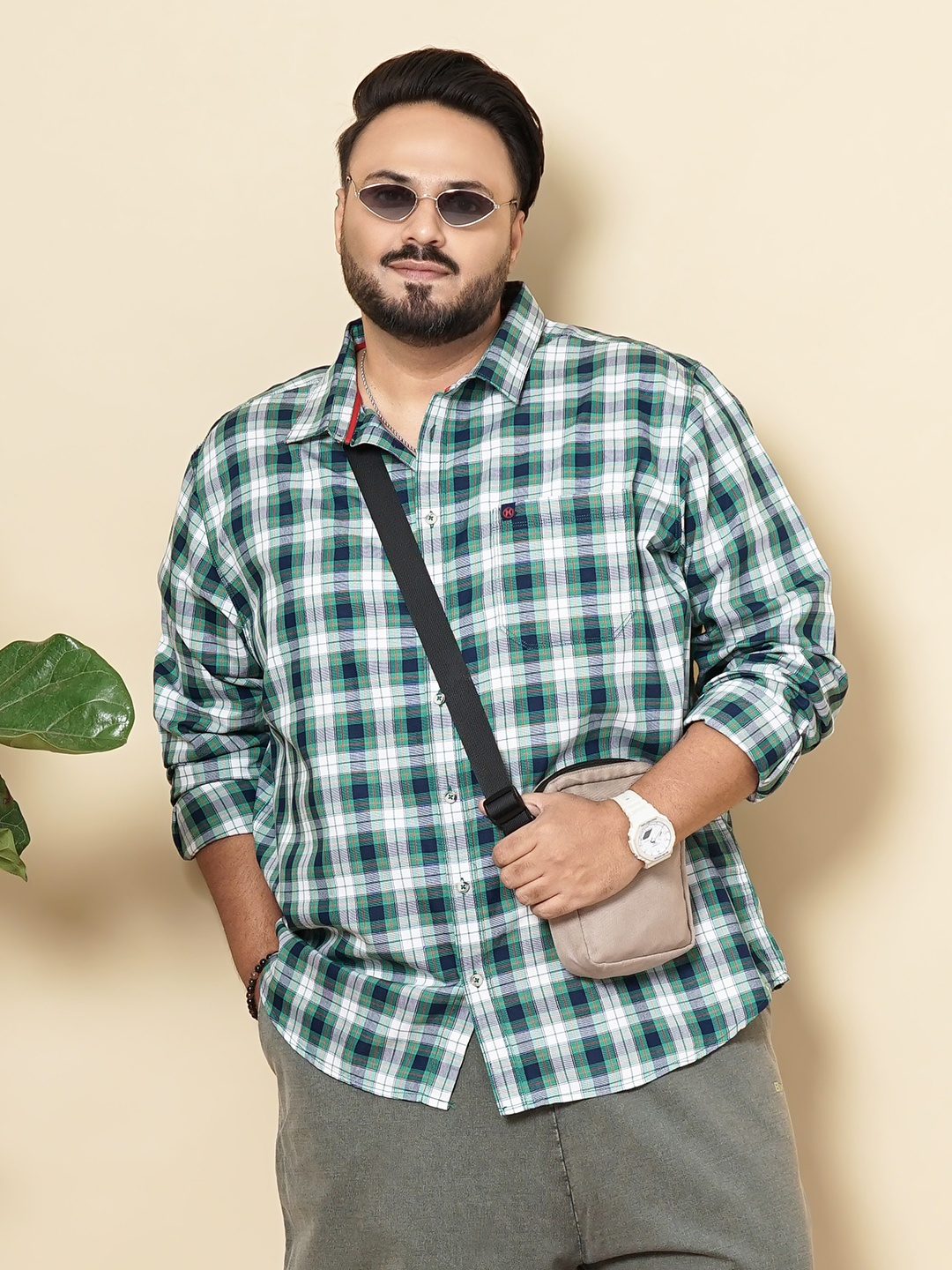 Hardsoda by The Indian Garage Co Plus Size Checked Spread Collar Long Sleeves Casual Shirt, Navy blue
Hardsoda by The Indian Garage Co Plus Size Checked Spread Collar Long Sleeves Casual Shirt, Navy blue