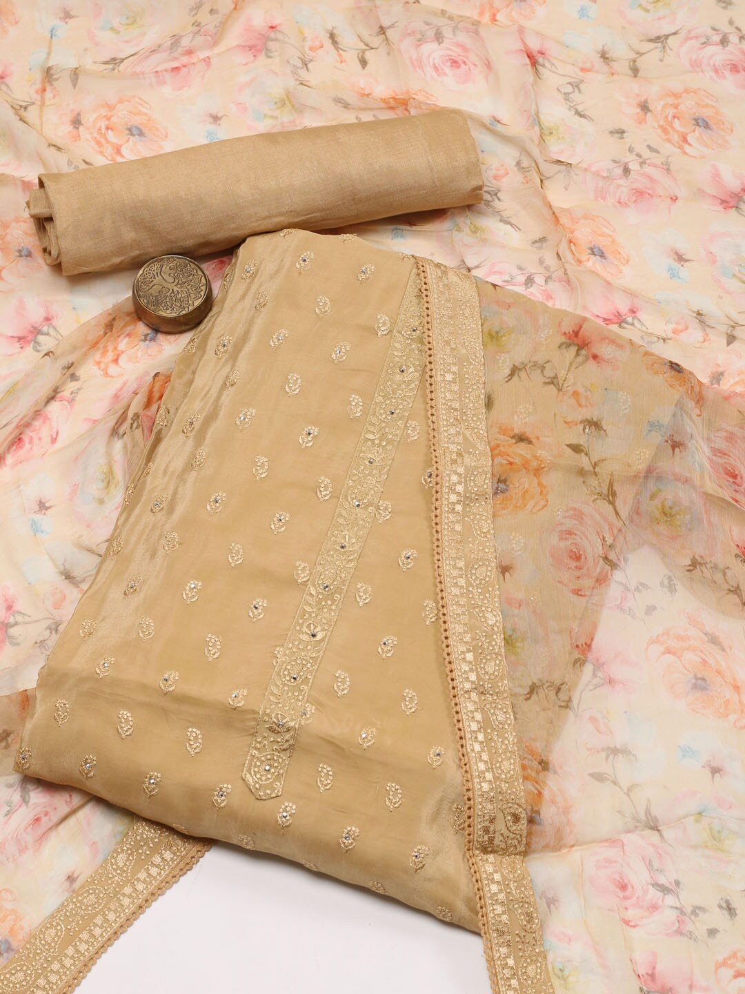 Meena Bazaar Ethnic Motifs Embroidered Beads & Stones Unstitched Dress Material, Beige
Meena Bazaar Ethnic Motifs Embroidered Beads & Stones Unstitched Dress Material, Beige
