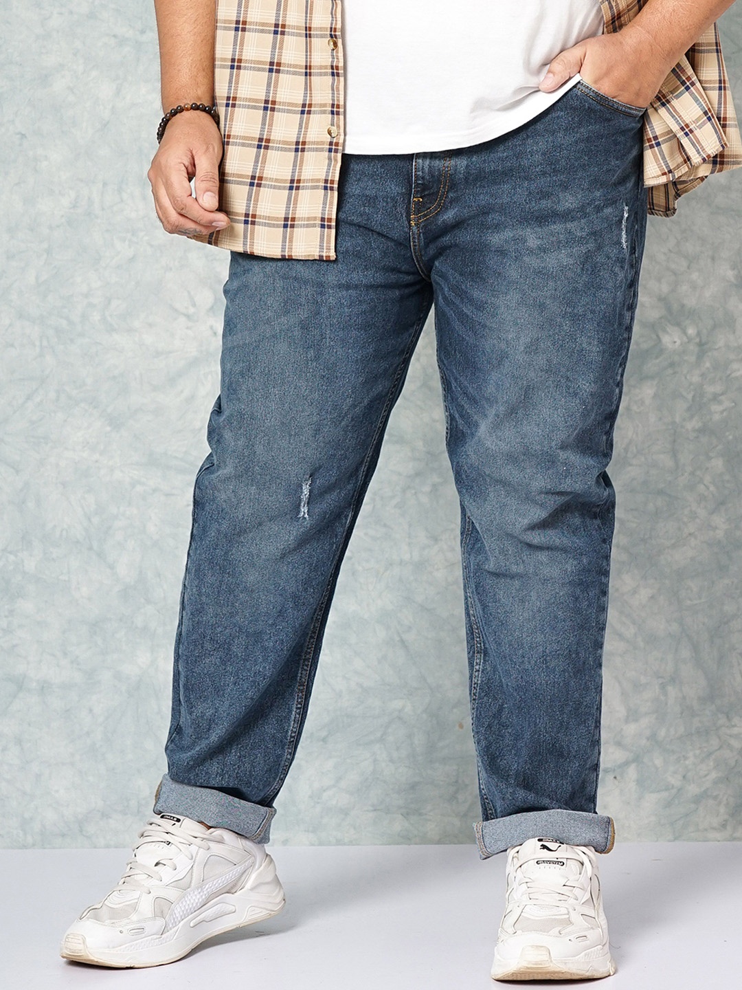 Hardsoda by The Indian Garage Co Men Plus Size Slim Fit Low Distress Light Fade Medium Shade Stretchable Jeans, Blue
Hardsoda by The Indian Garage Co Men Plus Size Slim Fit Low Distress Light Fade Medium Shade Stretchable Jeans, Blue