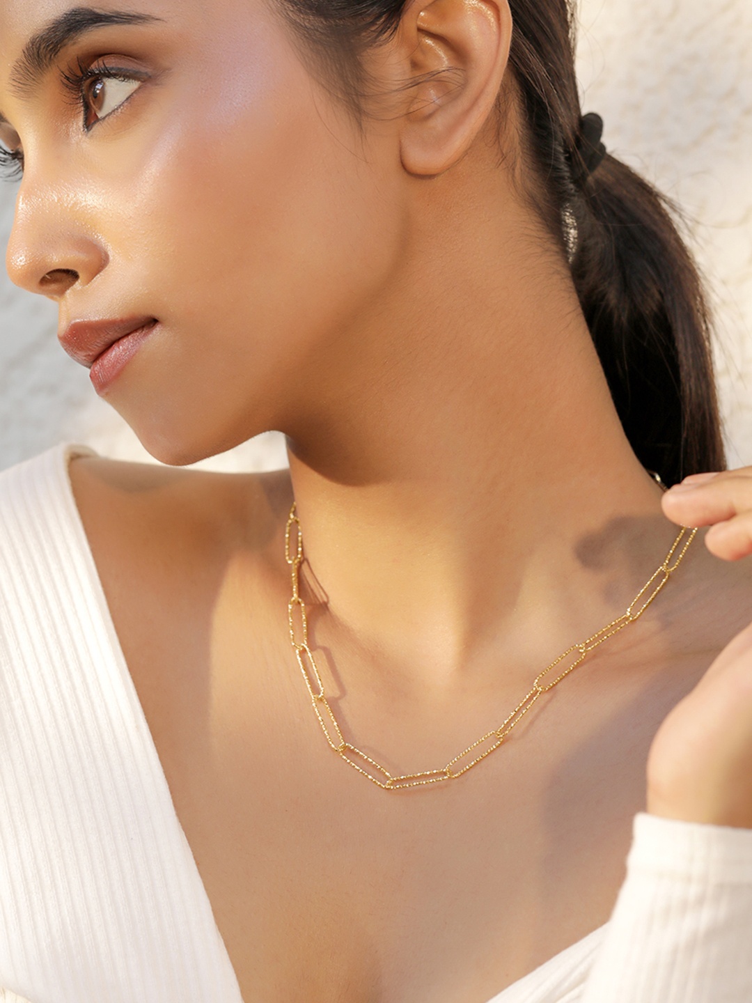Rubans Voguish 18KT Gold Plated Stainless Steel Tarnish Free Waterproof Demi-Fine Necklace
Rubans Voguish 18KT Gold Plated Stainless Steel Tarnish Free Waterproof Demi-Fine Necklace