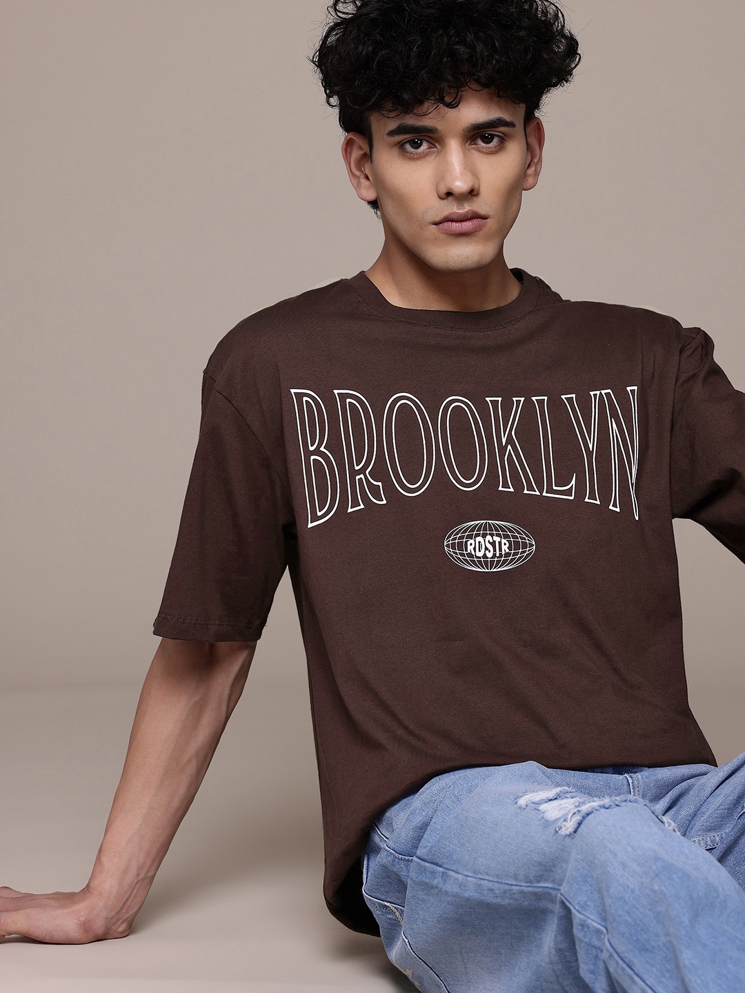 The Roadster Lifestyle Co. Typography Printed Relaxed Fit Pure Cotton T-shirt, Coffee brown
The Roadster Lifestyle Co. Typography Printed Relaxed Fit Pure Cotton T-shirt, Coffee brown