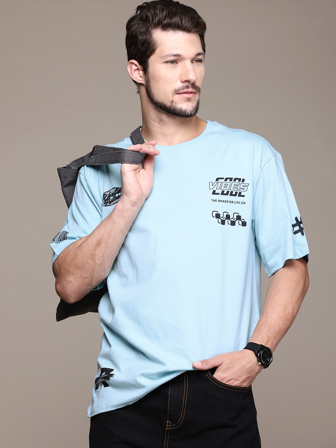 The Roadster Lifestyle Co. Printed Drop-Shoulder Sleeves Pure Cotton Relaxed T-shirt, Blue
The Roadster Lifestyle Co. Printed Drop-Shoulder Sleeves Pure Cotton Relaxed T-shirt, Blue