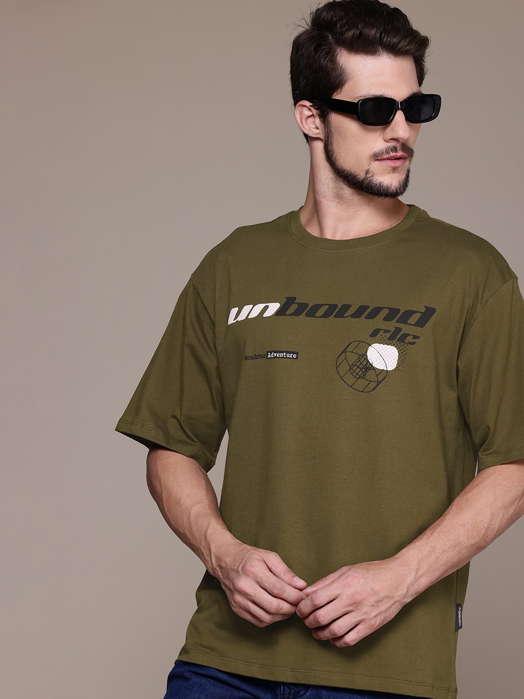 The Roadster Lifestyle Co. Printed Drop-Shoulder Sleeves Pure Cotton Relaxed T-shirt, Olive
The Roadster Lifestyle Co. Printed Drop-Shoulder Sleeves Pure Cotton Relaxed T-shirt, Olive