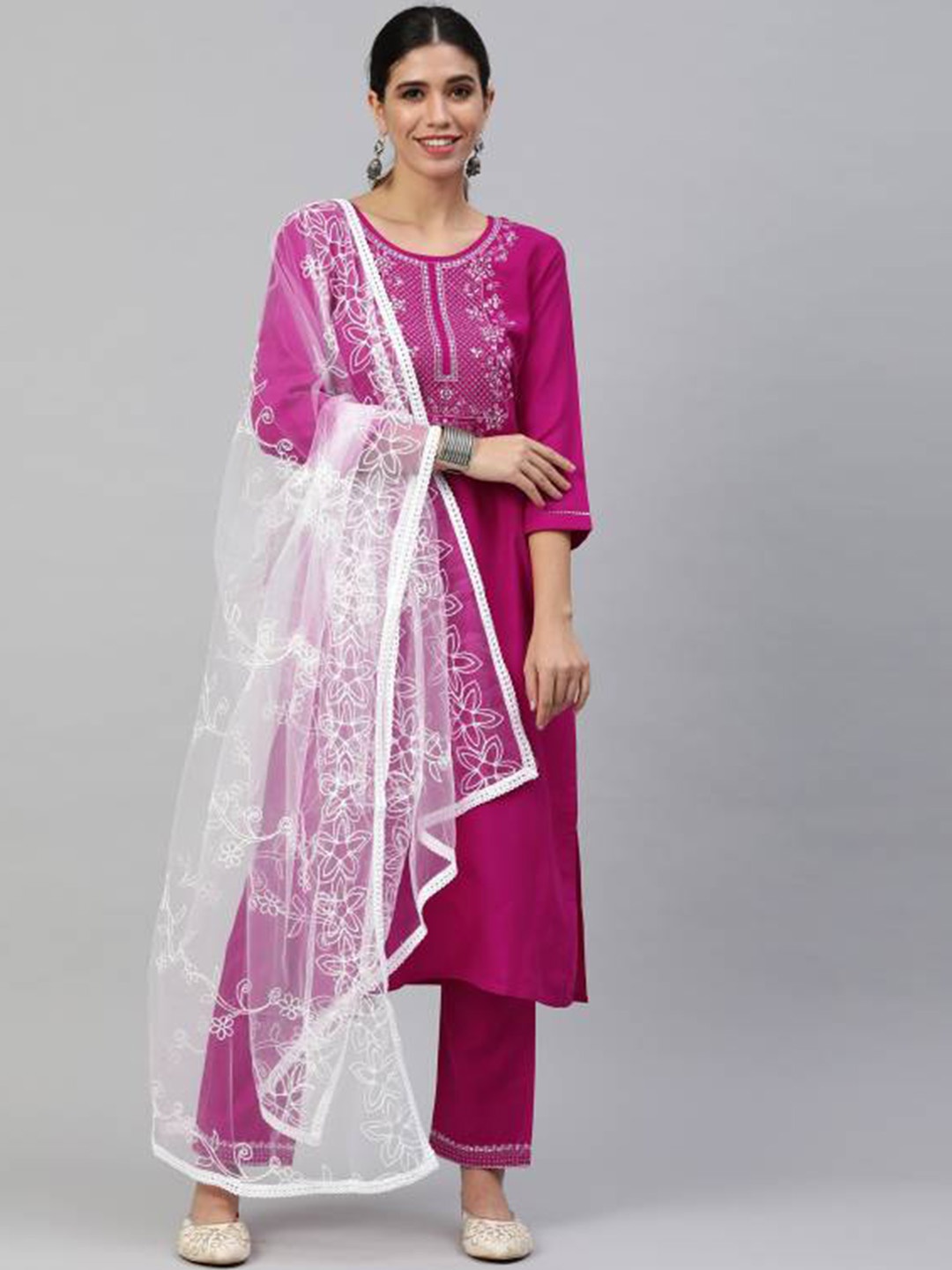 NEWADHIYA ENTERPRISES Round Neck Floral Embroidered Kurta with Trouser & Dupatta, Pink
NEWADHIYA ENTERPRISES Round Neck Floral Embroidered Kurta with Trouser & Dupatta, Pink