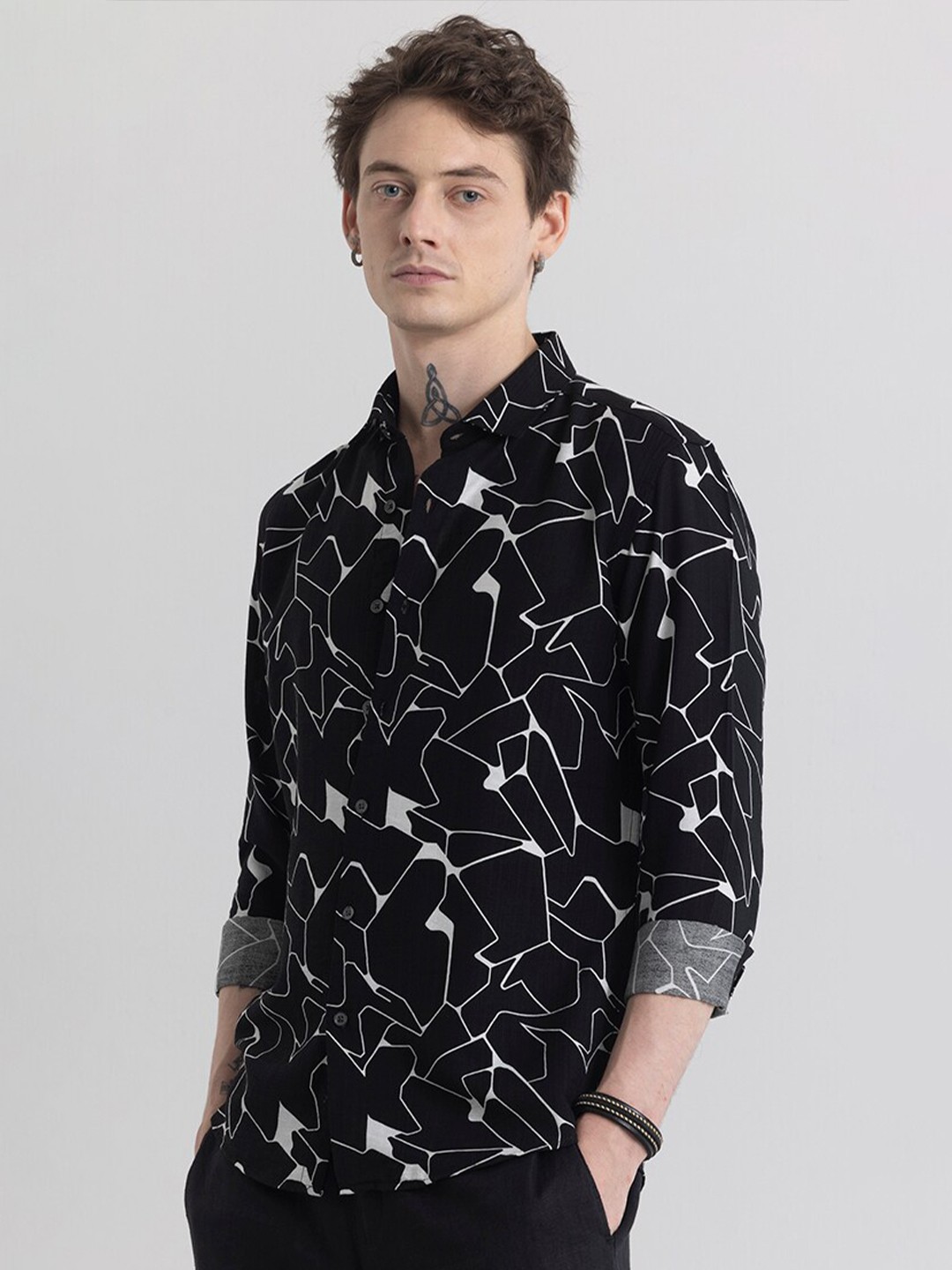 Snitch Classic Slim Fit Printed Spread Collar Long Sleeves Cotton Casual Shirt, Black
Snitch Classic Slim Fit Printed Spread Collar Long Sleeves Cotton Casual Shirt, Black