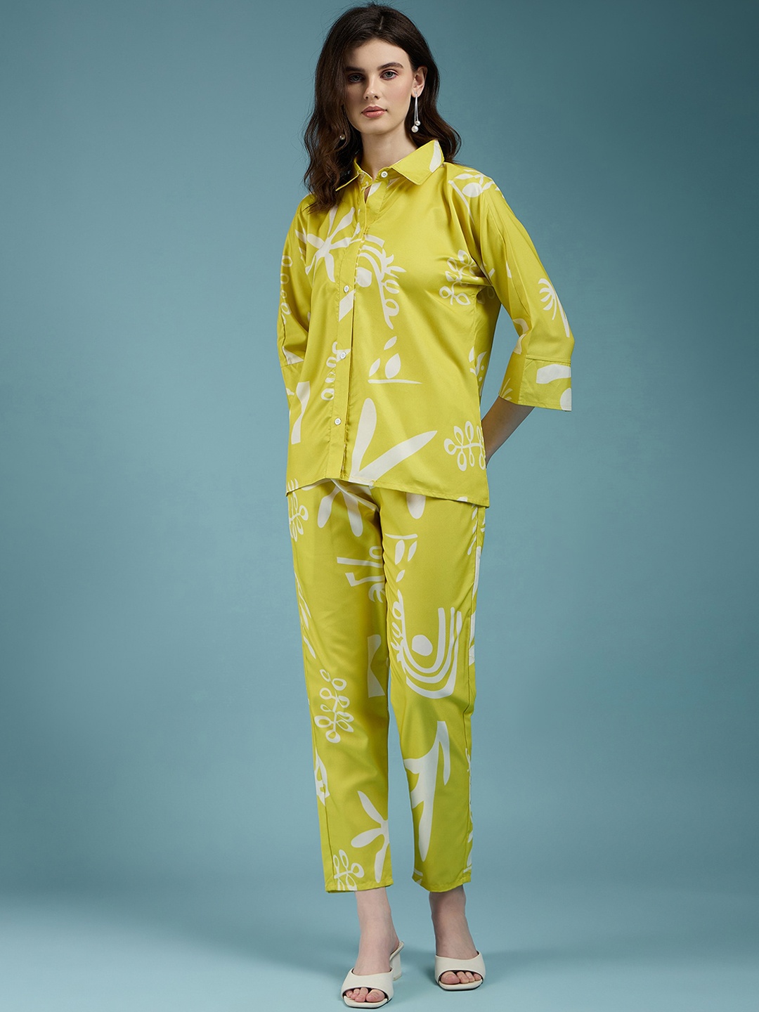 DressBerry Women Printed Shirt Collar Neck Shirt & Flared Trouser Co-Ords, Green
DressBerry Women Printed Shirt Collar Neck Shirt & Flared Trouser Co-Ords, Green