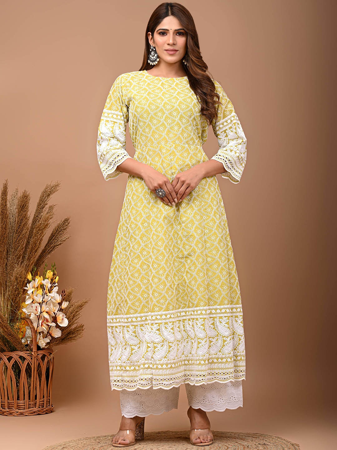 QUEENLEY Ethnic Motifs Embroidered Pure Cotton Chikankari Anarkali Kurta, Lime green
QUEENLEY Ethnic Motifs Embroidered Pure Cotton Chikankari Anarkali Kurta, Lime green