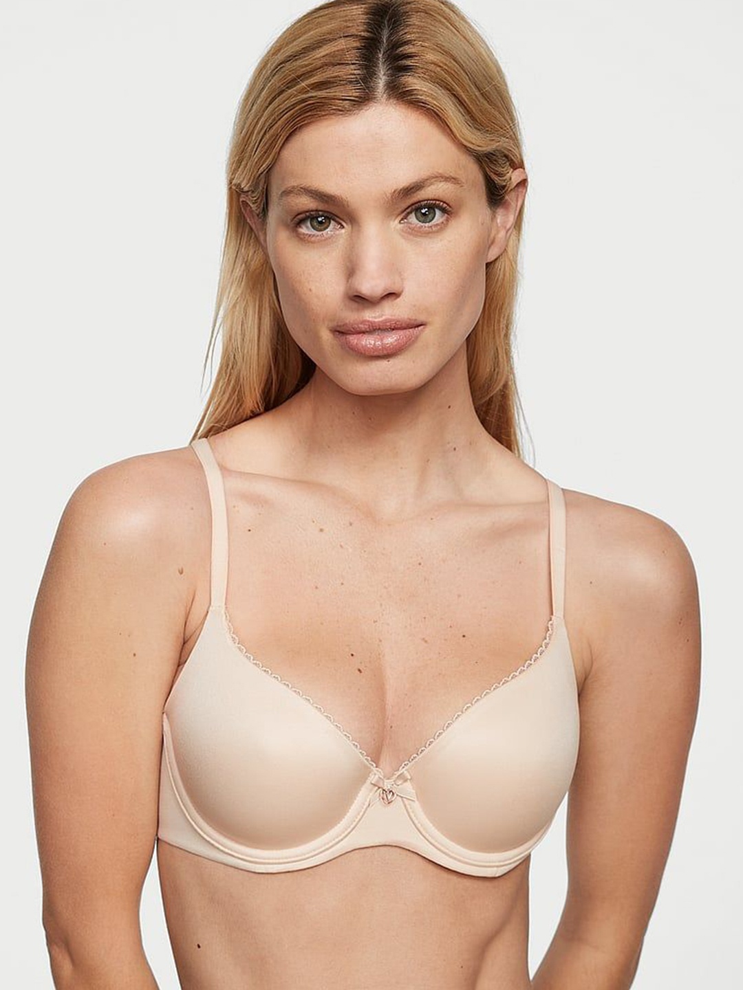 Victoria's Secret Medium Coverage Heavily Padded Everyday Bra With All Day Comfort, Beige
Victoria's Secret Medium Coverage Heavily Padded Everyday Bra With All Day Comfort, Beige