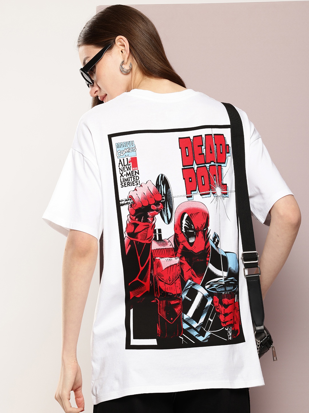 Kook N Keech Marvel Deadpool Printed Oversized Drop-Shoulder Sleeves Boxy T-shirt, White
Kook N Keech Marvel Deadpool Printed Oversized Drop-Shoulder Sleeves Boxy T-shirt, White