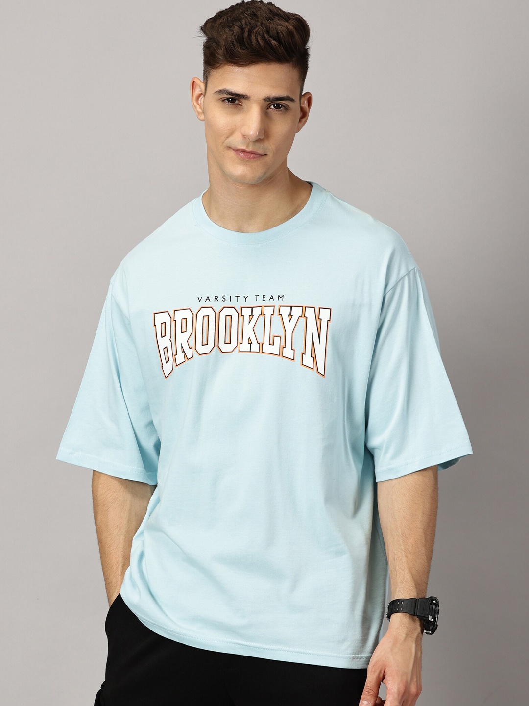 THE HOLLANDER Typography Printed Drop-Shoulder Sleeves Pure Cotton Oversized T-shirt, Blue
THE HOLLANDER Typography Printed Drop-Shoulder Sleeves Pure Cotton Oversized T-shirt, Blue