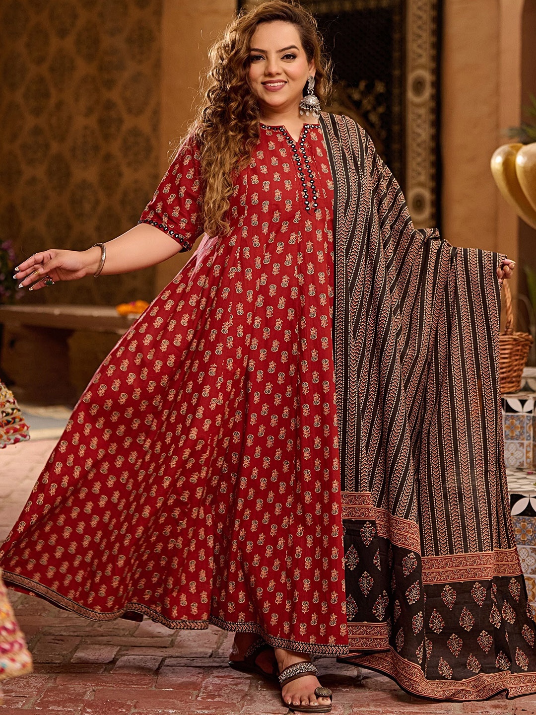 PrettyPlus by Desinoor.com Plus Size Printed Pure Cotton Anarkali Kurta With Dupatta, Maroon
PrettyPlus by Desinoor.com Plus Size Printed Pure Cotton Anarkali Kurta With Dupatta, Maroon