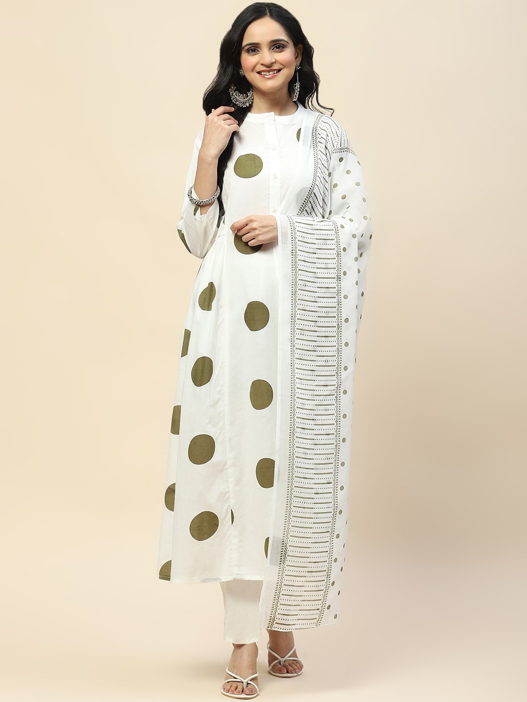 Meena Bazaar Polka Dots Printed Mandarin Collar A-Line Kurta With Trouser & Dupatta, Cream
Meena Bazaar Polka Dots Printed Mandarin Collar A-Line Kurta With Trouser & Dupatta, Cream