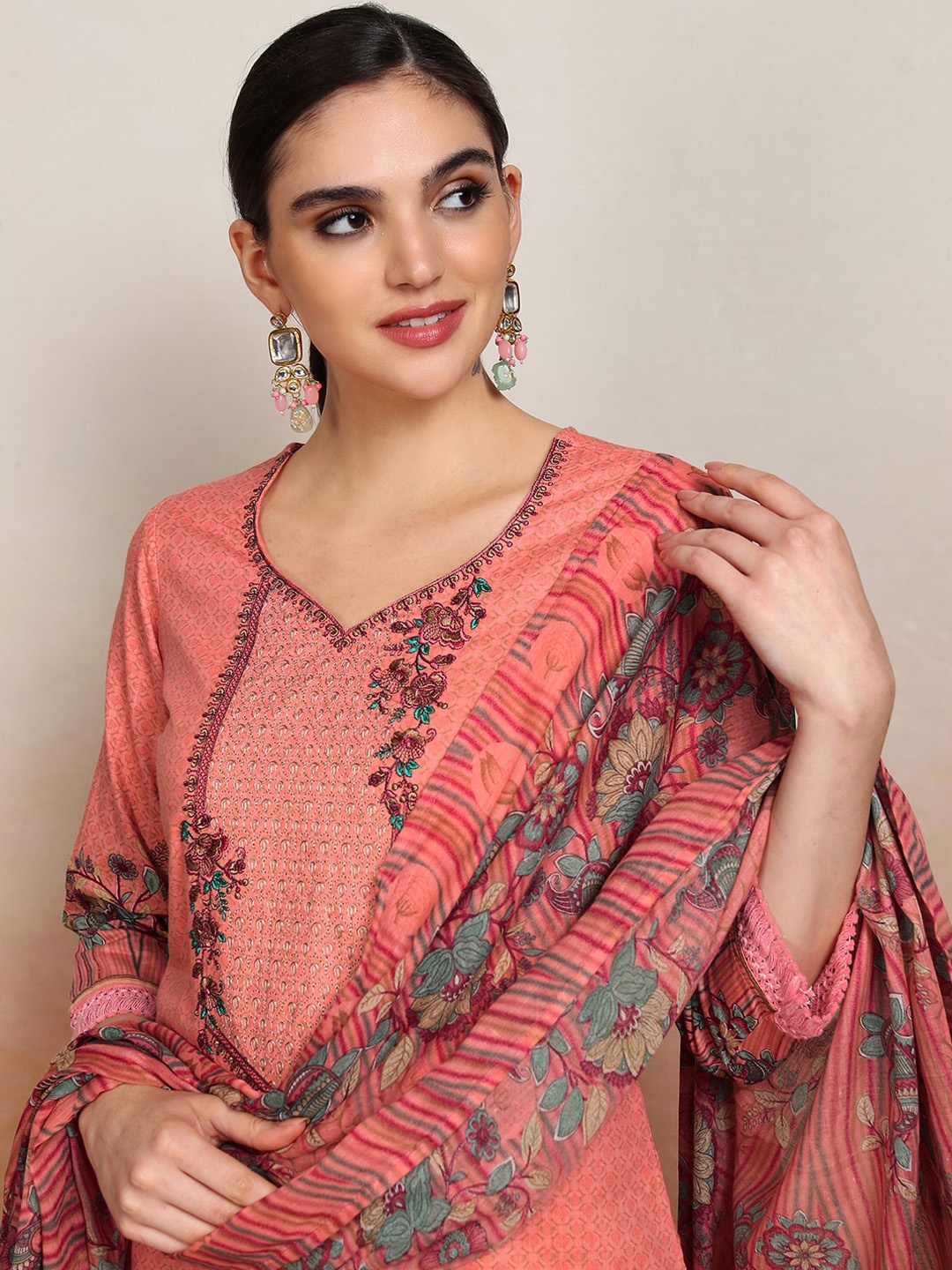 Vishudh Women Floral Embroidered Regular Thread Work Pure Cotton Kurta Trousers & Dupatta, Peach
Vishudh Women Floral Embroidered Regular Thread Work Pure Cotton Kurta Trousers & Dupatta, Peach