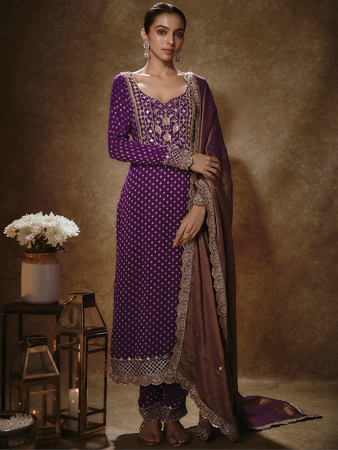 Renee Label Ethnic Motifs Embroidered Beads and Stones Kurta with Trousers & Dupatta, Purple
Renee Label Ethnic Motifs Embroidered Beads and Stones Kurta with Trousers & Dupatta, Purple