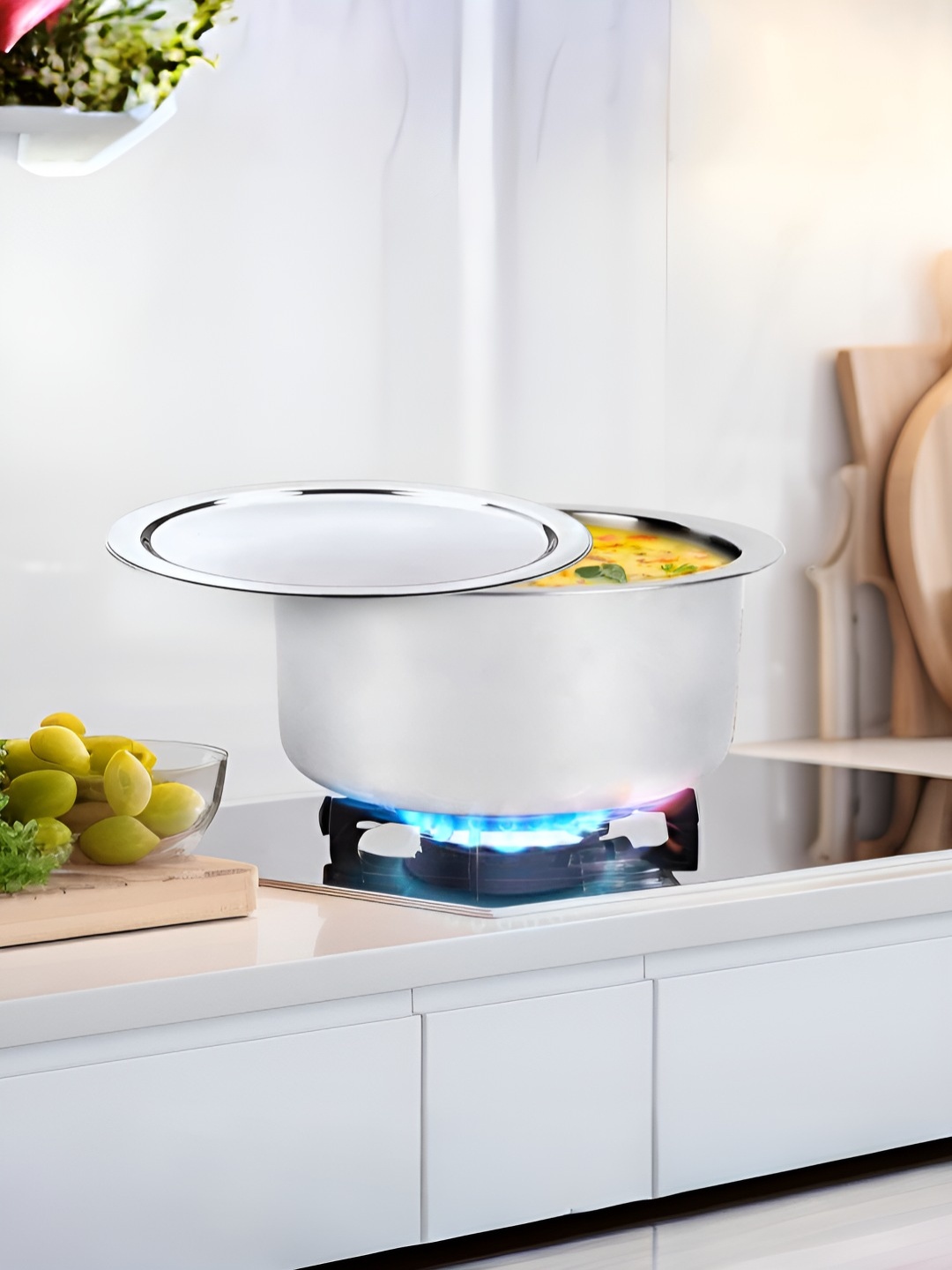 Savya Home Triply Stainless Steel Stove & Induction Base Tope With Lid-2.1 L, Silver
Savya Home Triply Stainless Steel Stove & Induction Base Tope With Lid-2.1 L, Silver