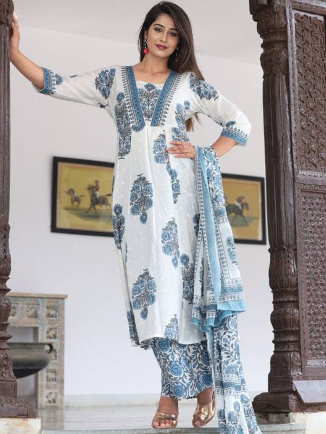 KALINI Women Floral Printed Regular Pure Cotton Kurta with Palazzos & With Dupatta, Blue
KALINI Women Floral Printed Regular Pure Cotton Kurta with Palazzos & With Dupatta, Blue
