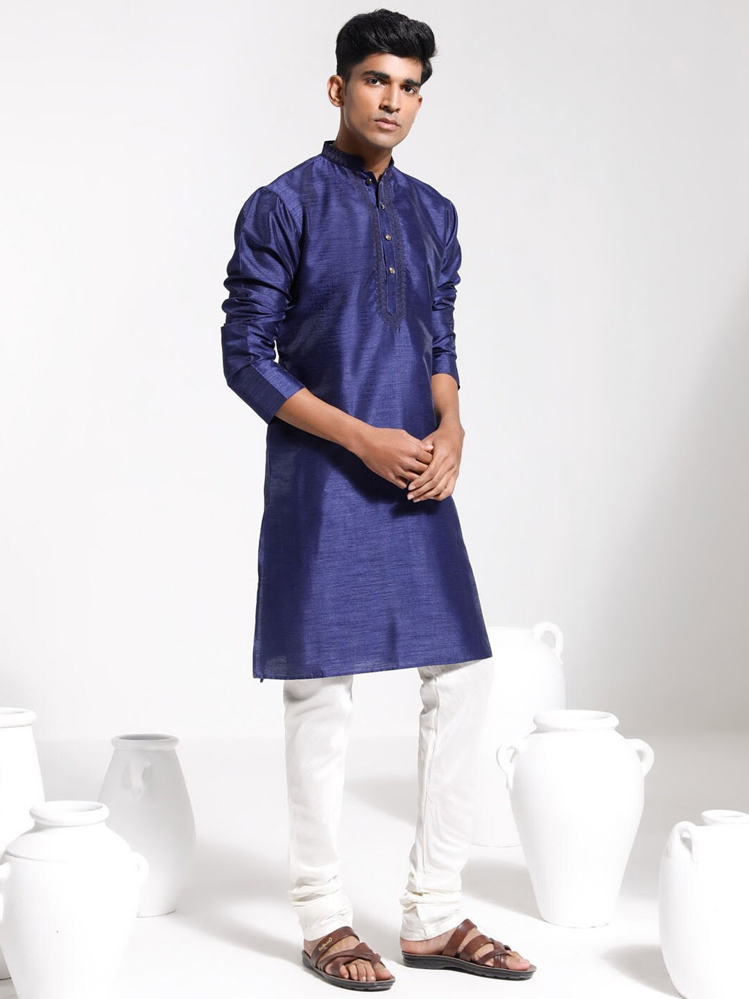 VASTRAMAY Ethnic Motifs Embroidered Thread Work Dupion Silk Straight Kurta With Churidar, Navy blue
VASTRAMAY Ethnic Motifs Embroidered Thread Work Dupion Silk Straight Kurta With Churidar, Navy blue