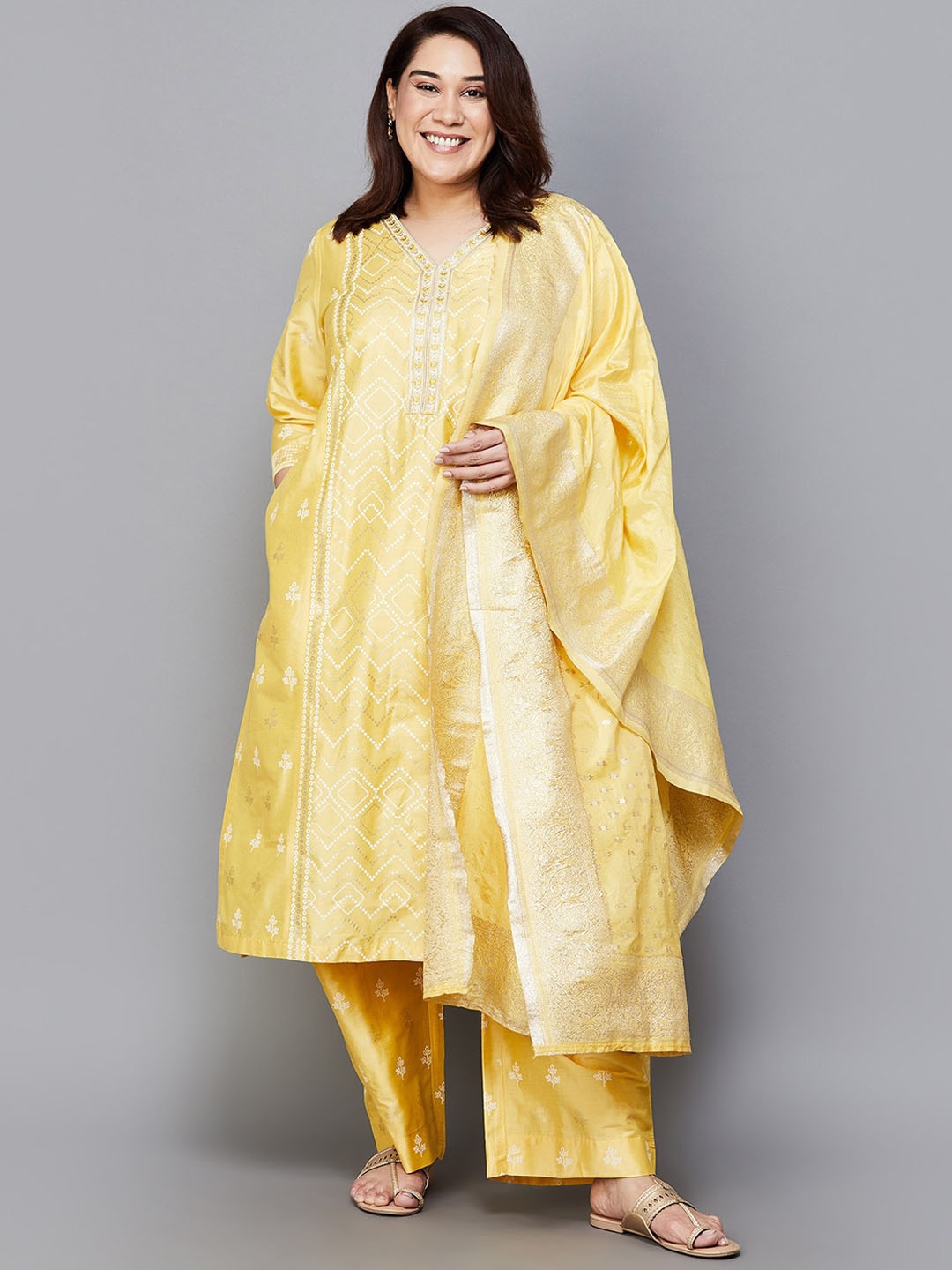Moiree by Lifestyle Women Ethnic Motifs Printed Kurta with Pyjamas & With Dupatta, Mustard
Moiree by Lifestyle Women Ethnic Motifs Printed Kurta with Pyjamas & With Dupatta, Mustard