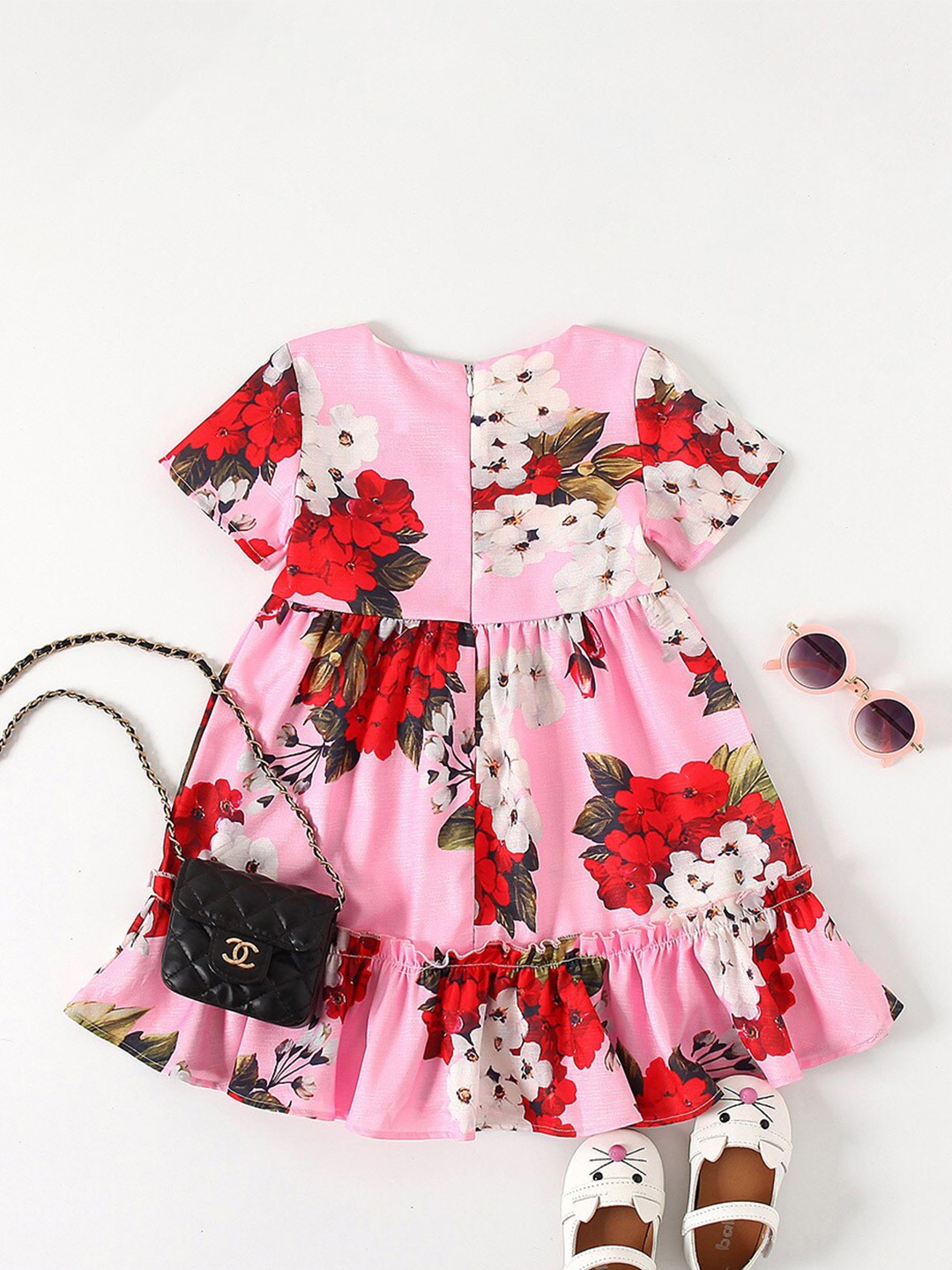 StyleCast x Revolte Girls Floral Print Flared Sleeve Layered Fit & Flare Dress, Pink
StyleCast x Revolte Girls Floral Print Flared Sleeve Layered Fit & Flare Dress, Pink