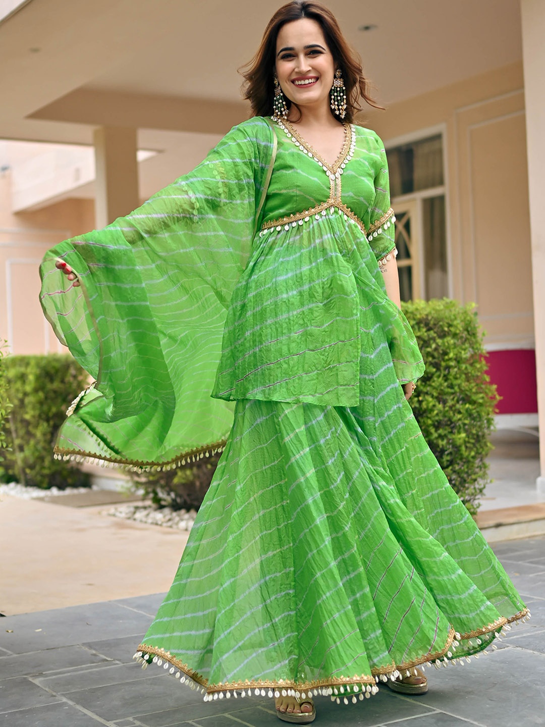 Bunaai Women Leheriya Printed Panelled Gotta Patti Kurta with Palazzos & With Dupatta, Green
Bunaai Women Leheriya Printed Panelled Gotta Patti Kurta with Palazzos & With Dupatta, Green