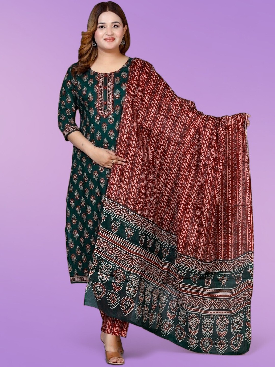 Jevi Prints Women Ethnic Motifs Printed Regular Pure Cotton Kurta with Trousers & With Dupatta, Green
Jevi Prints Women Ethnic Motifs Printed Regular Pure Cotton Kurta with Trousers & With Dupatta, Green