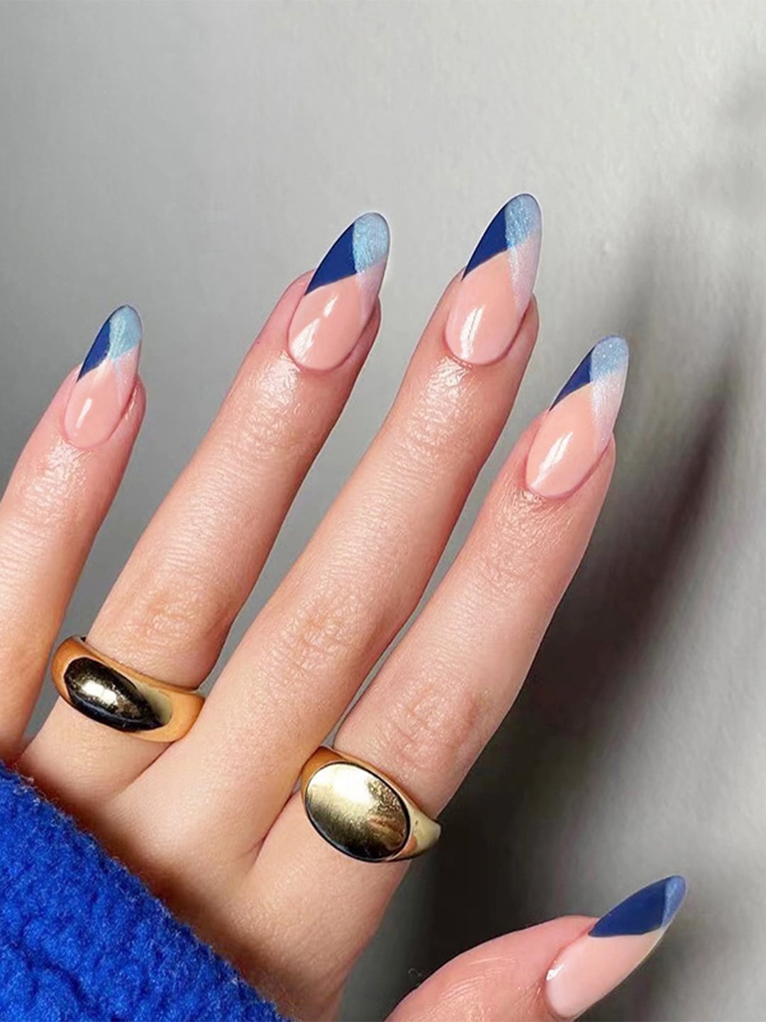 Secret Lives Set Of 24 Glossy With Almond Shape & Stripes Press On Nails - Pink & Blue
Secret Lives Set Of 24 Glossy With Almond Shape & Stripes Press On Nails - Pink & Blue