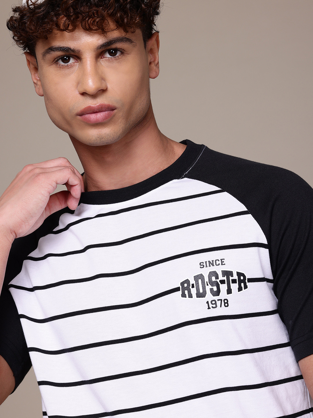 The Roadster Lifestyle Co. Raglan Sleeves Pure Cotton Relaxed T-shirt, White 
The Roadster Lifestyle Co. Raglan Sleeves Pure Cotton Relaxed T-shirt, White