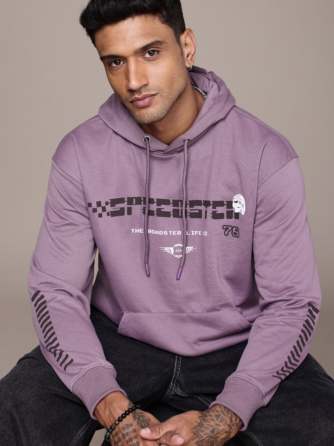 The Roadster Life Co. Typography Printed Relaxed Fit Hooded Pullover Sweatshirt, Purple
The Roadster Life Co. Typography Printed Relaxed Fit Hooded Pullover Sweatshirt, Purple