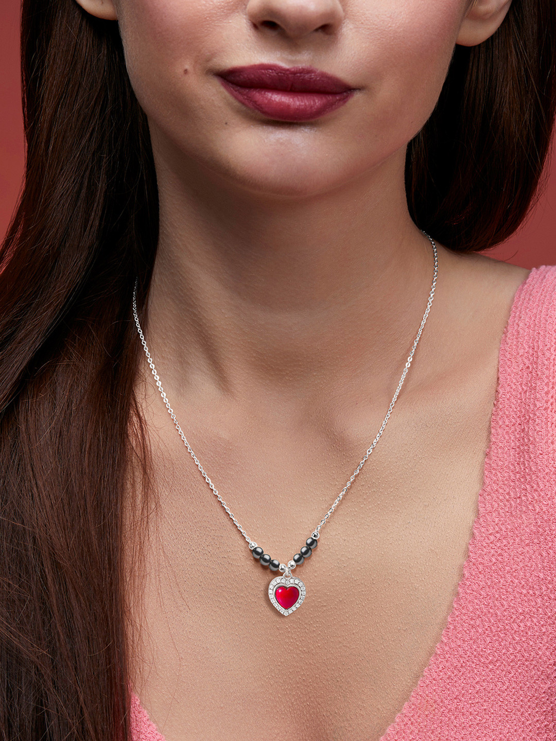 MINUTIAE Silver Plated Artificial Stones and Beads Necklace
MINUTIAE Silver Plated Artificial Stones and Beads Necklace