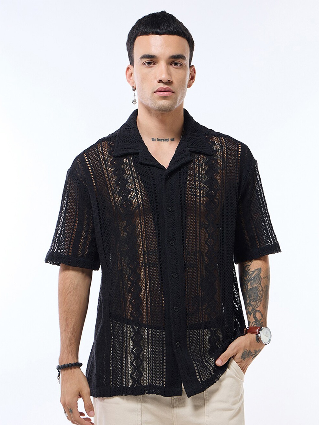 Bewakoof Men Cuban Collar Solid Self Design Cotton Oversized Casual Shirt, Black
Bewakoof Men Cuban Collar Solid Self Design Cotton Oversized Casual Shirt, Black