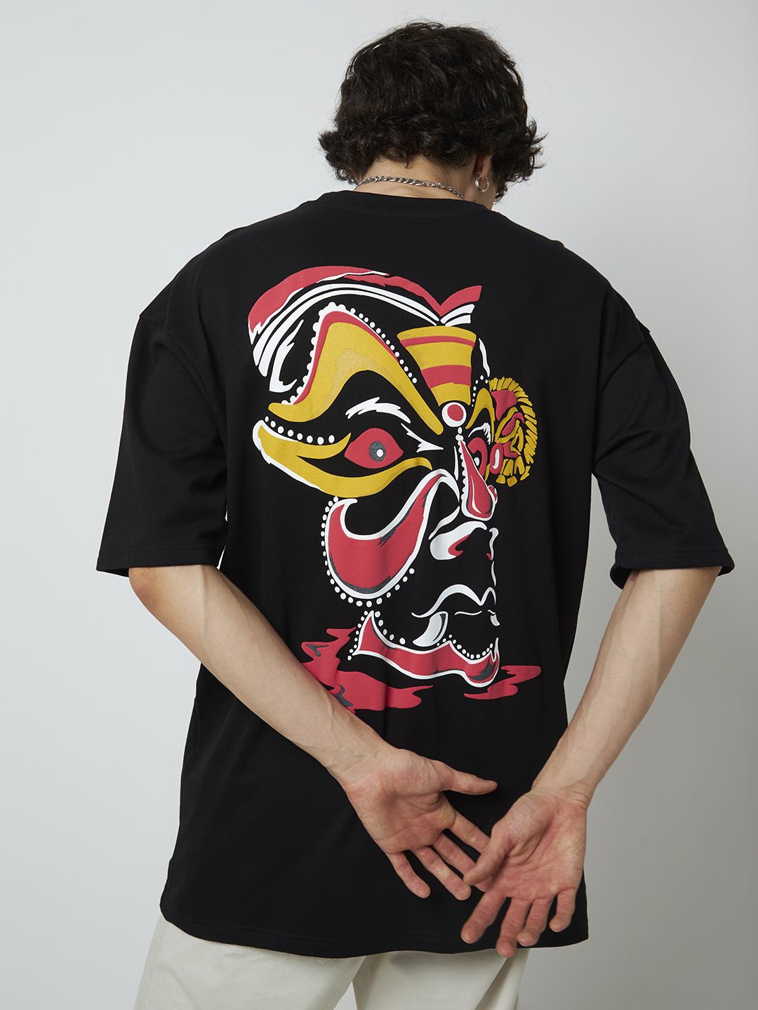 MyDesignation Graphic Printed Drop-Shoulder Sleeves Pure Cotton Oversized T-shirt, Black
MyDesignation Graphic Printed Drop-Shoulder Sleeves Pure Cotton Oversized T-shirt, Black