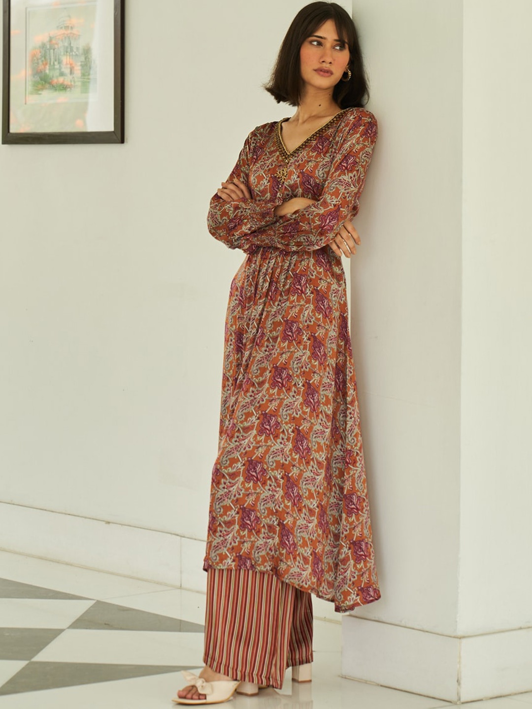 RAISIN V Neck Long Sleeves Floral Printed Pure Cotton A Line Kurta with Palazzo, Rust
RAISIN V Neck Long Sleeves Floral Printed Pure Cotton A Line Kurta with Palazzo, Rust