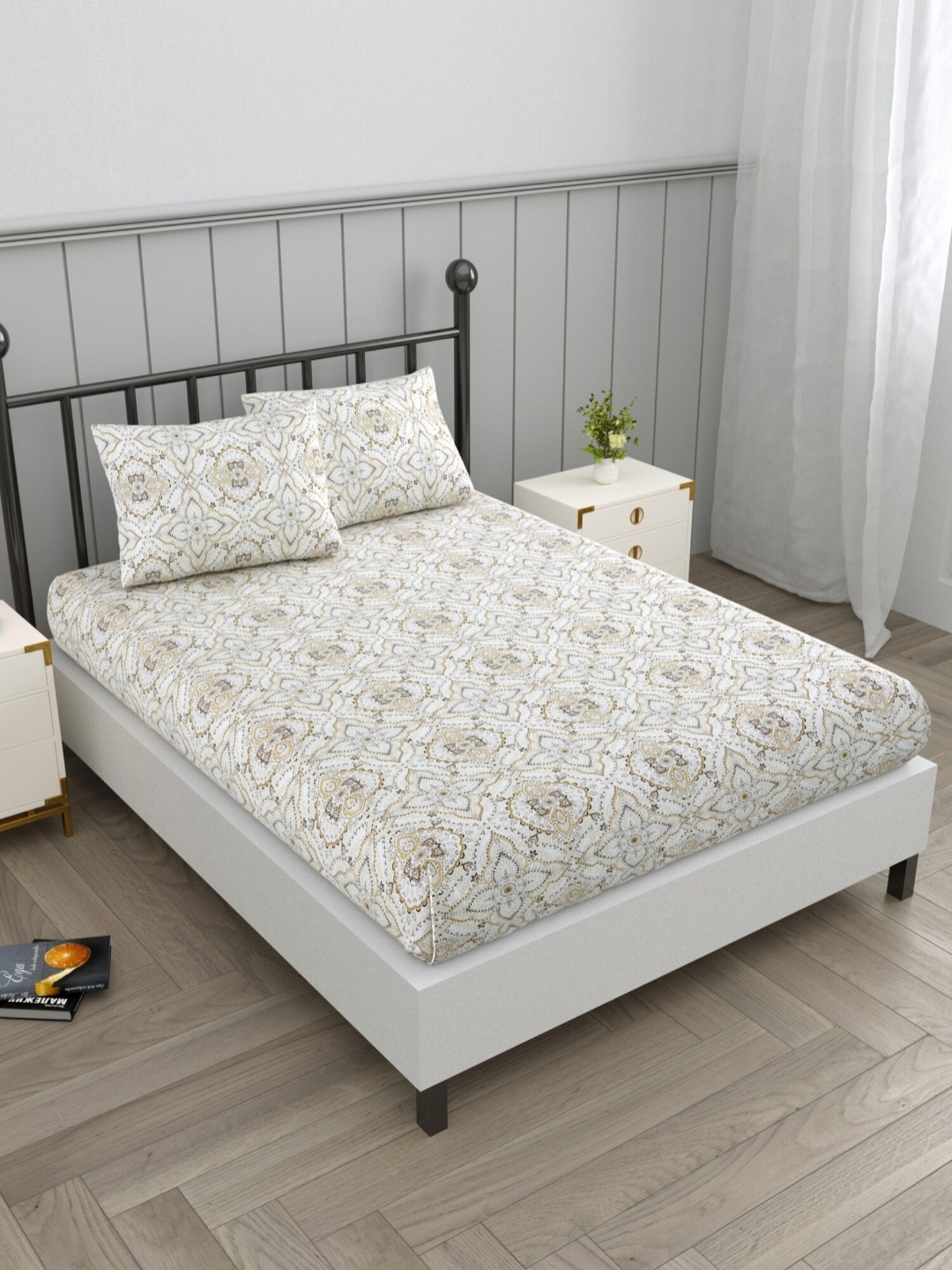 EverHOME Zen White & Beige Ethnic Motifs Cotton 160 TC Queen Bedsheet With 2 Pillow Covers
EverHOME Zen White & Beige Ethnic Motifs Cotton 160 TC Queen Bedsheet With 2 Pillow Covers