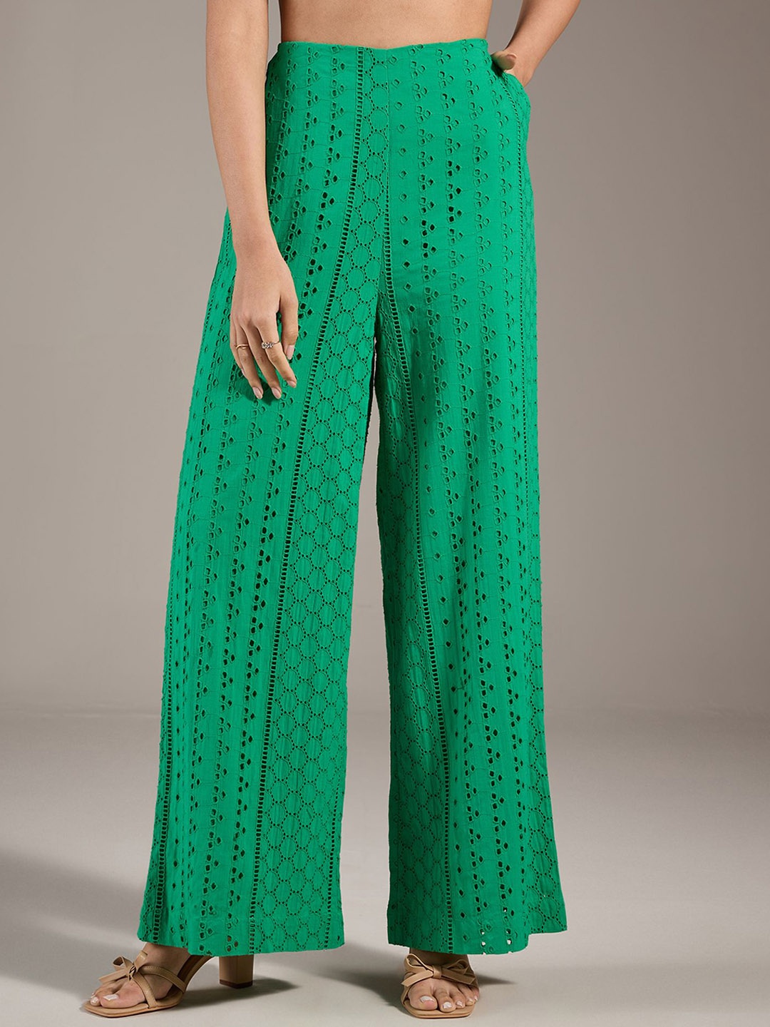 20Dresses Women Green Schiffli Embroidered Straight Fit Pleated Cotton Parallel Trousers
20Dresses Women Green Schiffli Embroidered Straight Fit Pleated Cotton Parallel Trousers