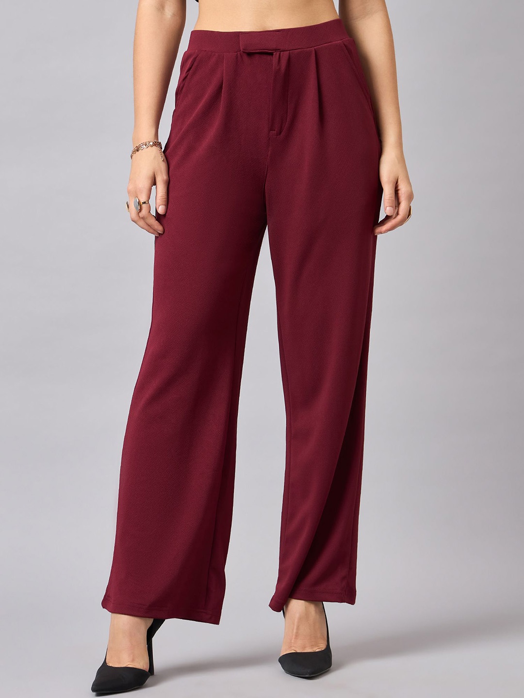 The Roadster Lifestyle Co. Maroon Women Classic High-Rise Wrinkle Free Parallel Trouser
The Roadster Lifestyle Co. Maroon Women Classic High-Rise Wrinkle Free Parallel Trouser