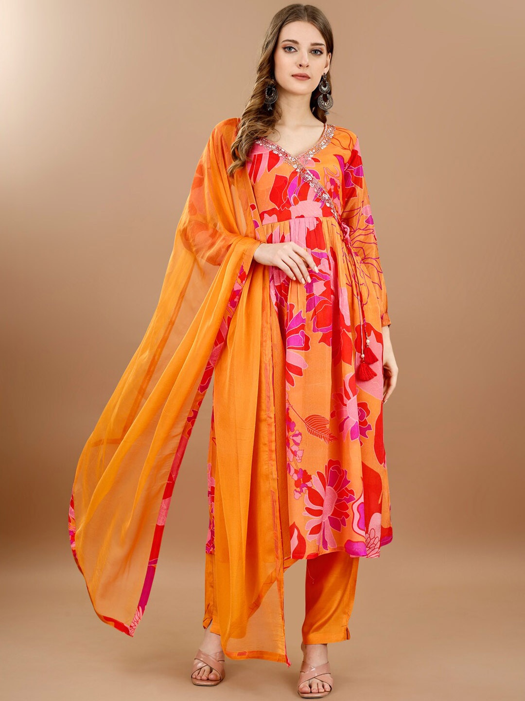 SAPTRANGI V Neck Floral Printed Angrakha Beads and Stones Kurta with Pyjama & Dupatta, Orange
SAPTRANGI V Neck Floral Printed Angrakha Beads and Stones Kurta with Pyjama & Dupatta, Orange