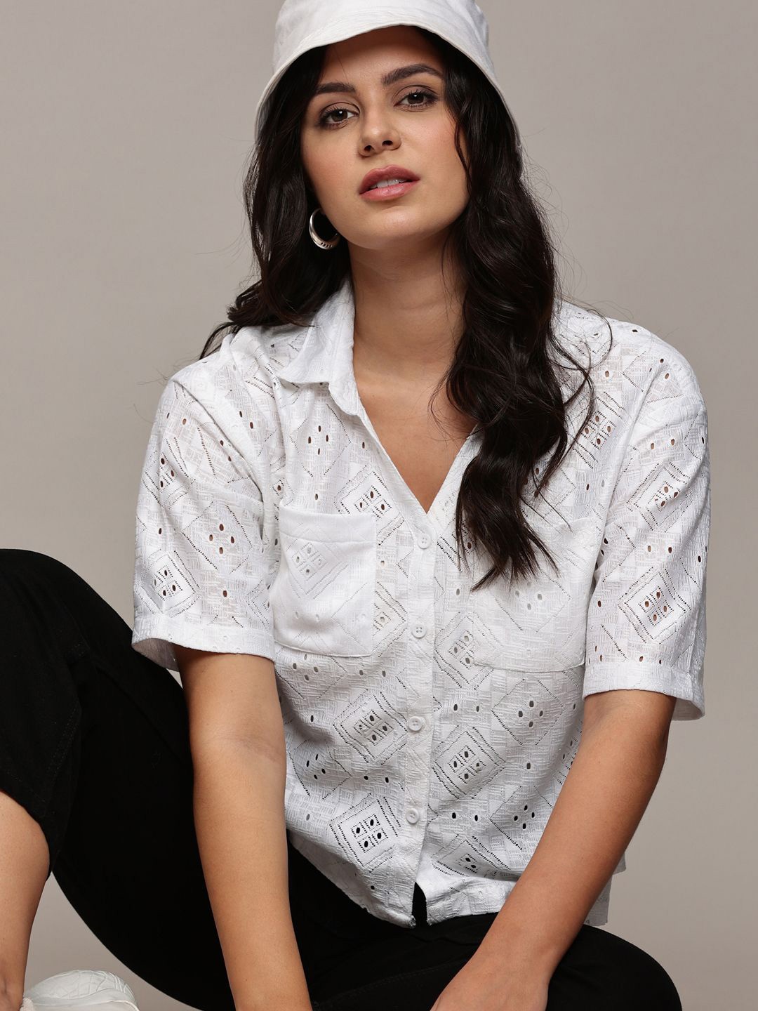 The Roadster Lifestyle Co. Premium Spread Collar Self-Designed Regular Fit Shirt, White
The Roadster Lifestyle Co. Premium Spread Collar Self-Designed Regular Fit Shirt, White