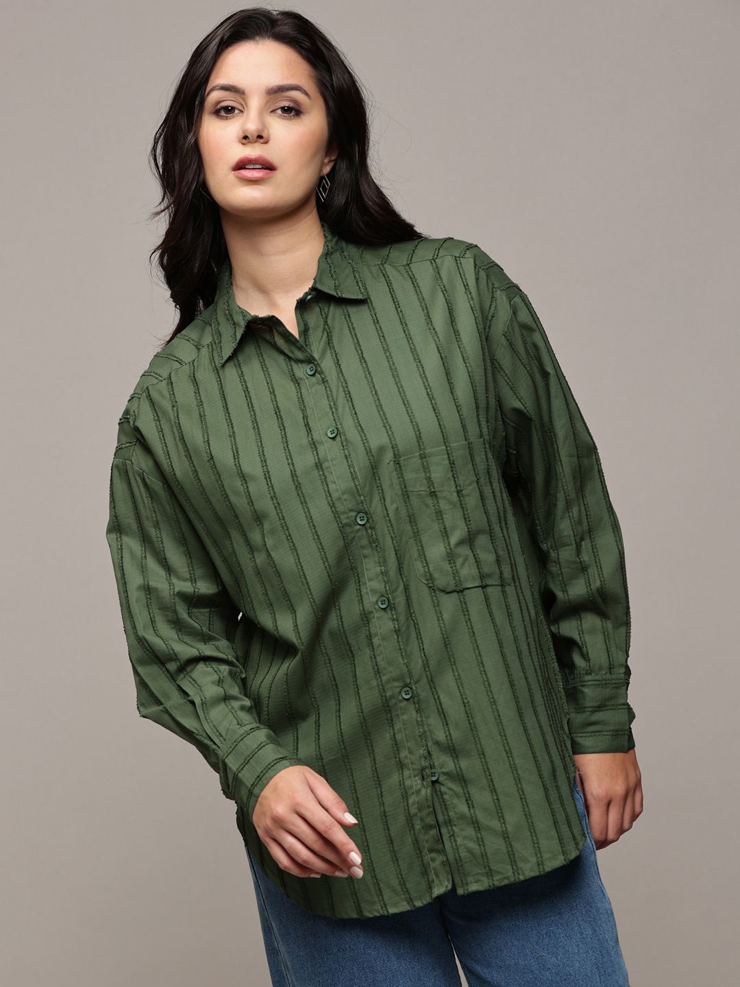 The Roadster Lifestyle Co. Olive Green & Black Striped Spread Collar Pure Cotton Shirt
The Roadster Lifestyle Co. Olive Green & Black Striped Spread Collar Pure Cotton Shirt