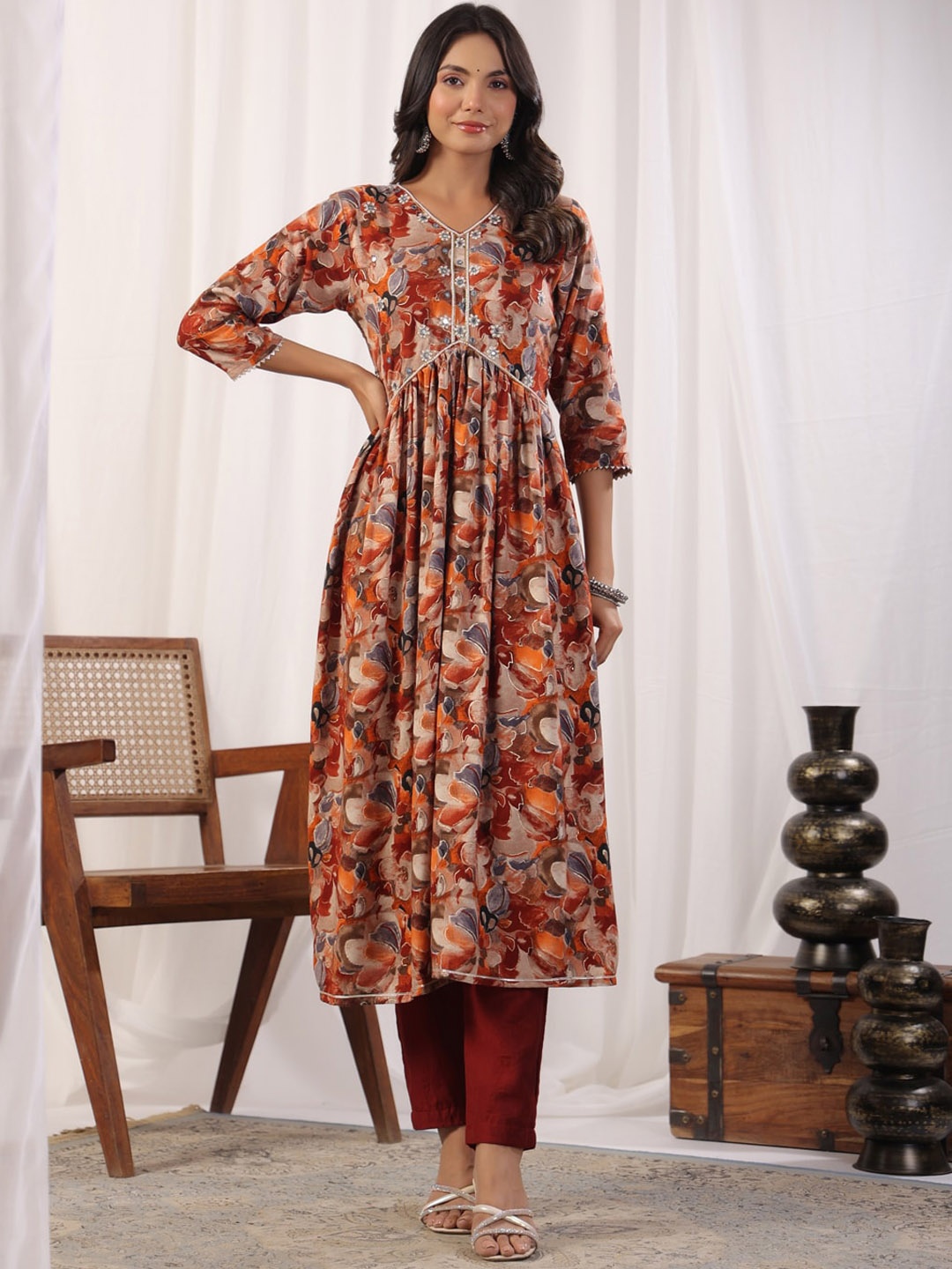 AURIELLA Floral Printed Empire Beads & Stones Anarkali Kurta With Trousers & Dupatta, Rust
AURIELLA Floral Printed Empire Beads & Stones Anarkali Kurta With Trousers & Dupatta, Rust