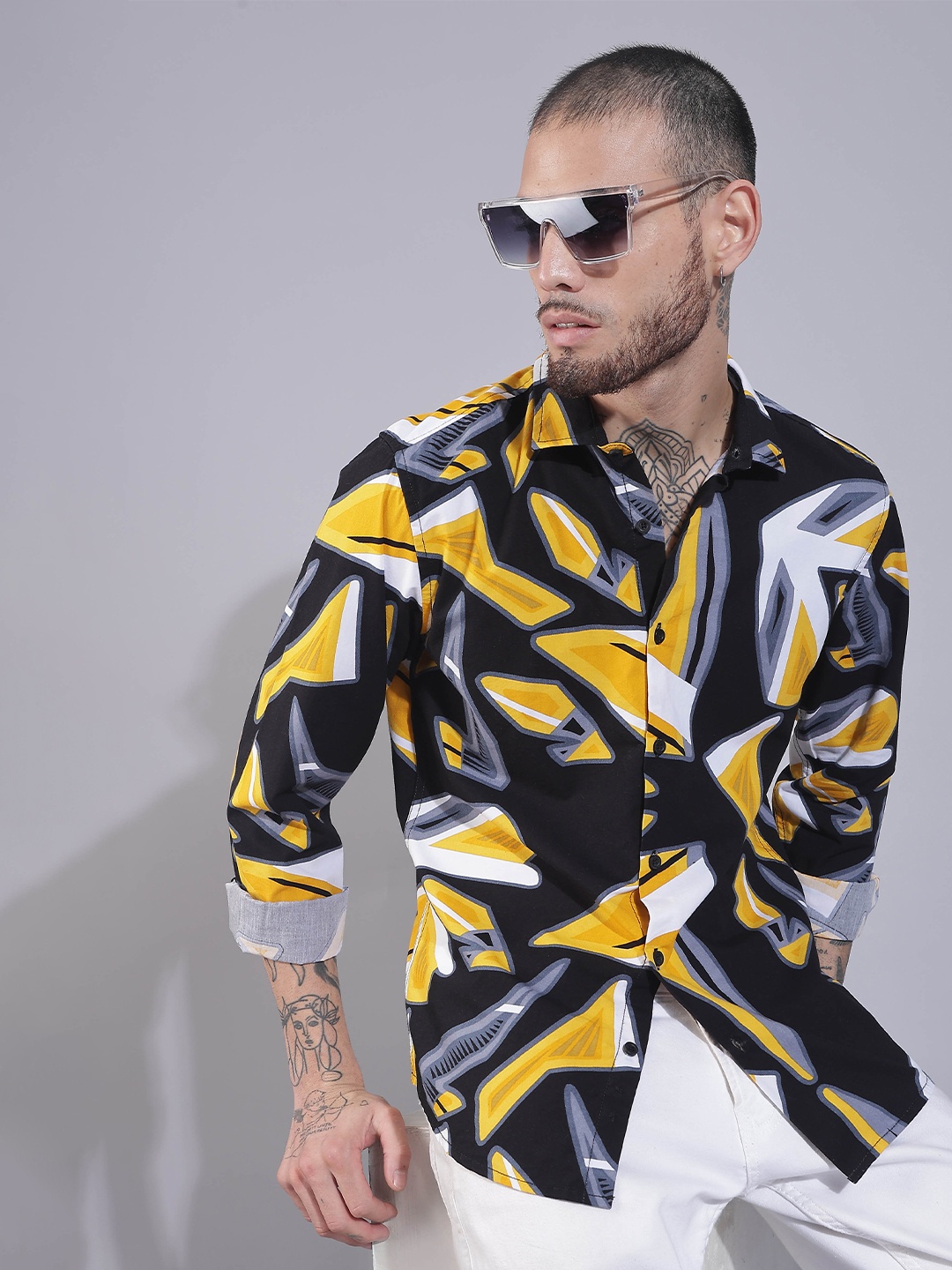 HERE&NOW Spread Collar Long Sleeves Slim Fit Abstract Printed Cotton Casual Shirt, Black
HERE&NOW Spread Collar Long Sleeves Slim Fit Abstract Printed Cotton Casual Shirt, Black