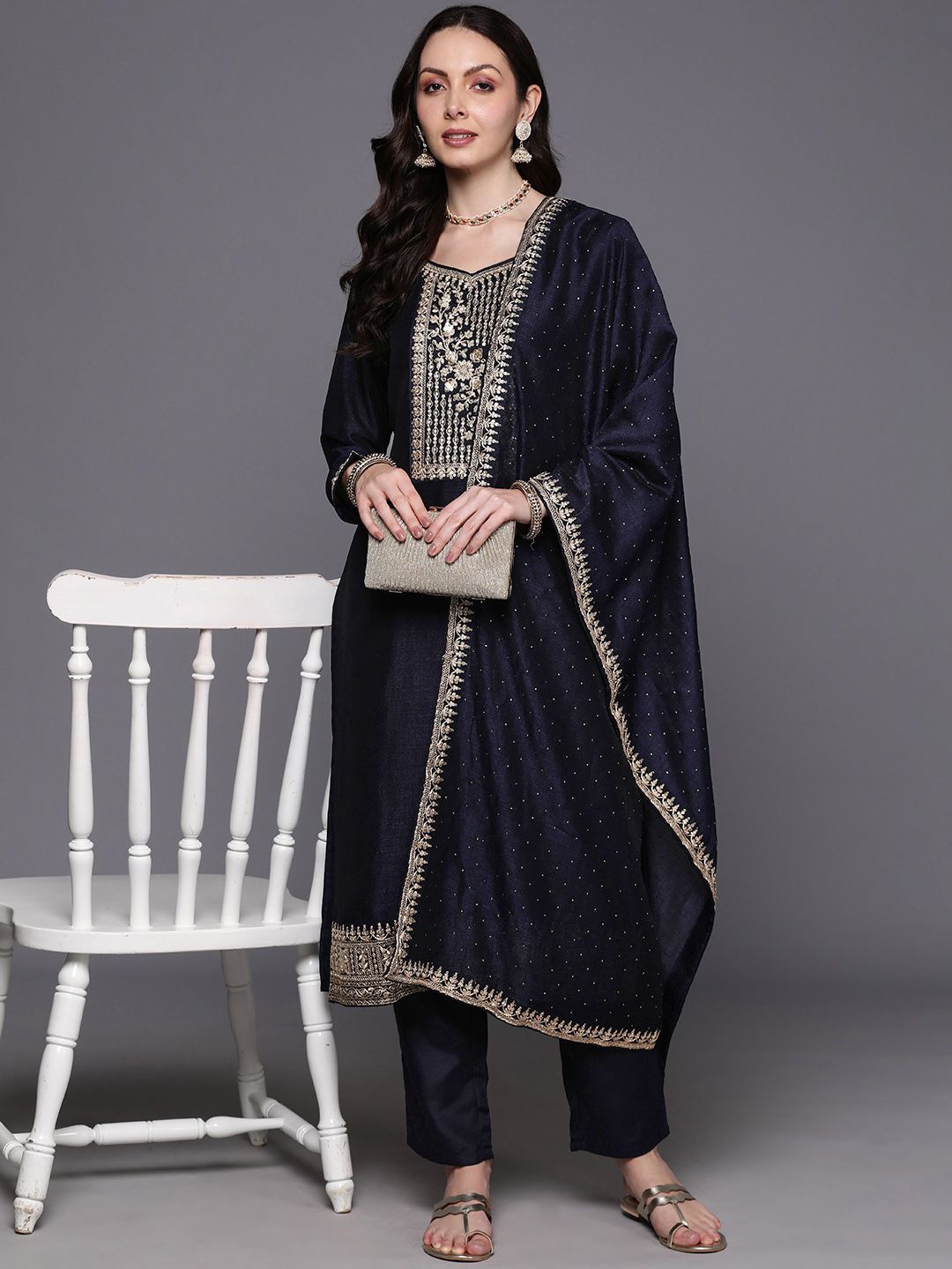 Indo Era Floral Embroidered Round Neck Three-Quarter Sleeves Sequinned Kurta Set, Navy blue
Indo Era Floral Embroidered Round Neck Three-Quarter Sleeves Sequinned Kurta Set, Navy blue